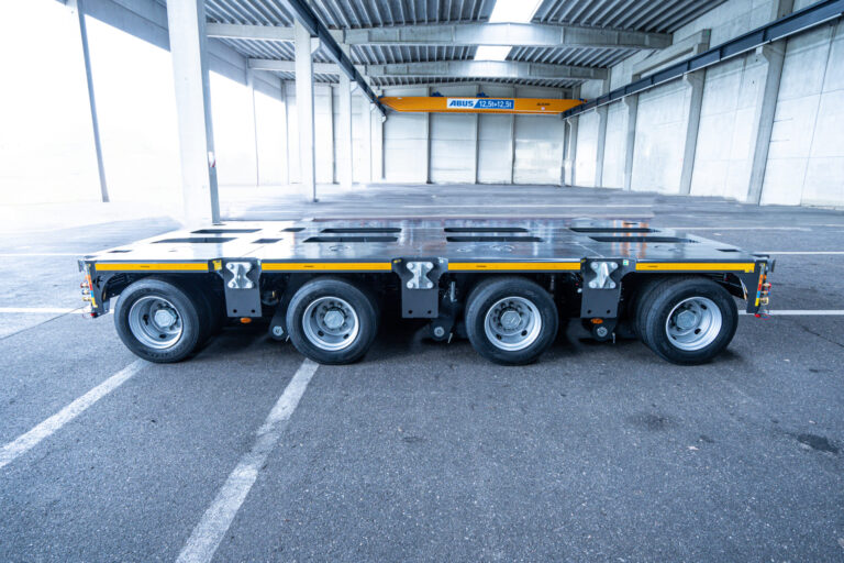 Heavy duty modules from Faymonville offer the flexibility and power to get the job done safely and efficiently.