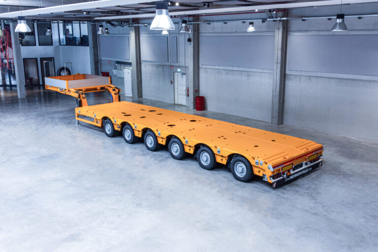 A 6-axle semi low loader from Faymonville with entire steel platform