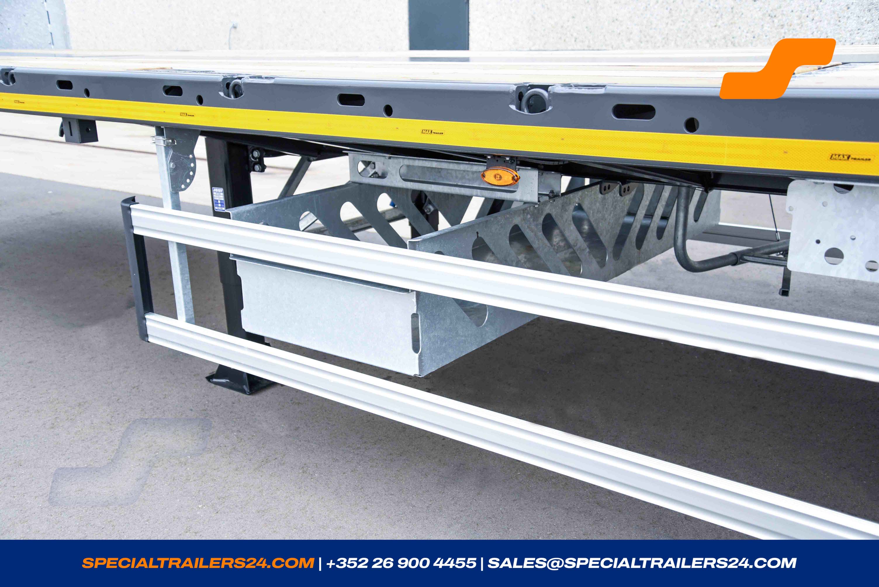 Flatbed trailer MAX Trailer MAX200 Vehicle for sale