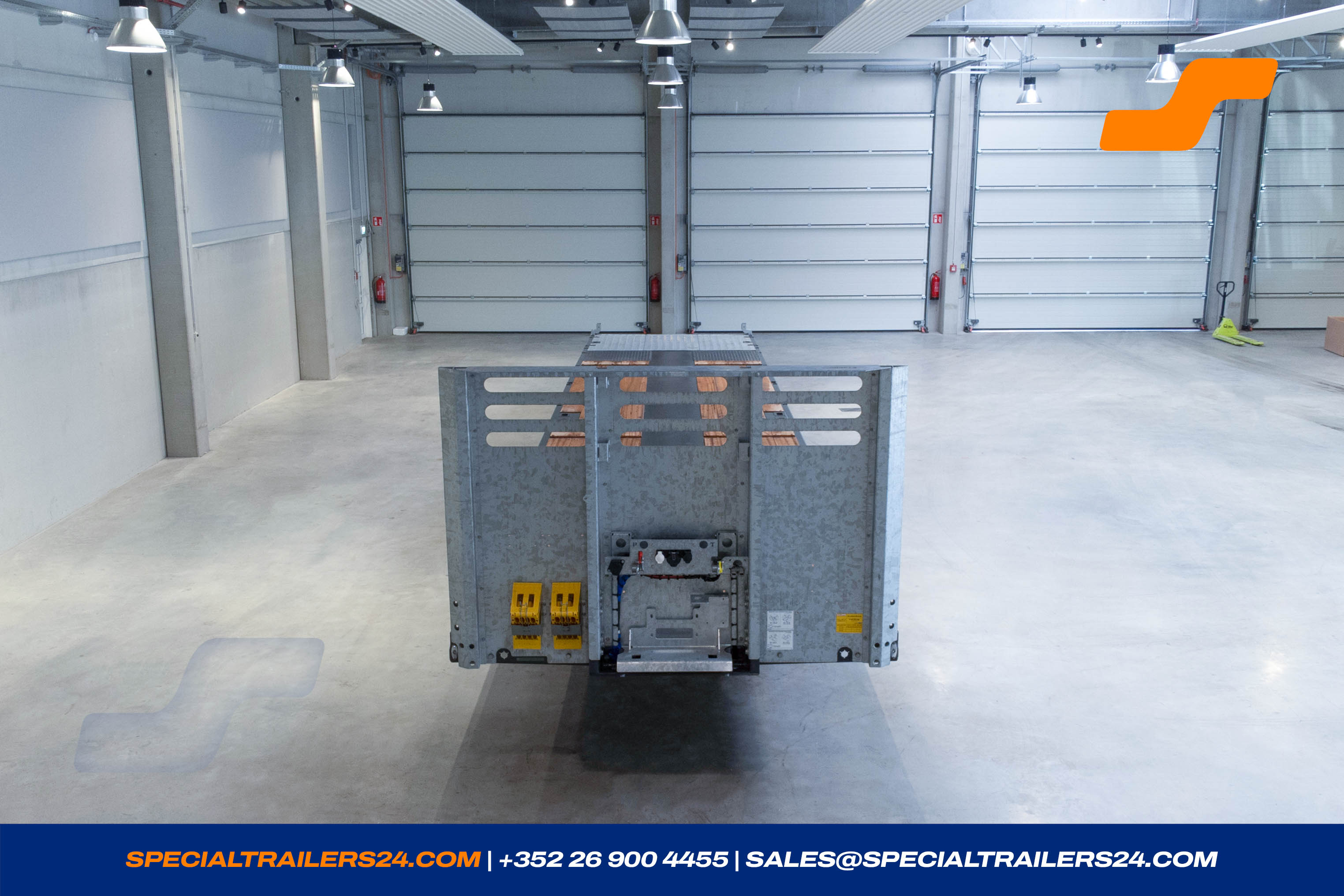 Flatbed trailer MAX Trailer MAX200 Vehicle for sale