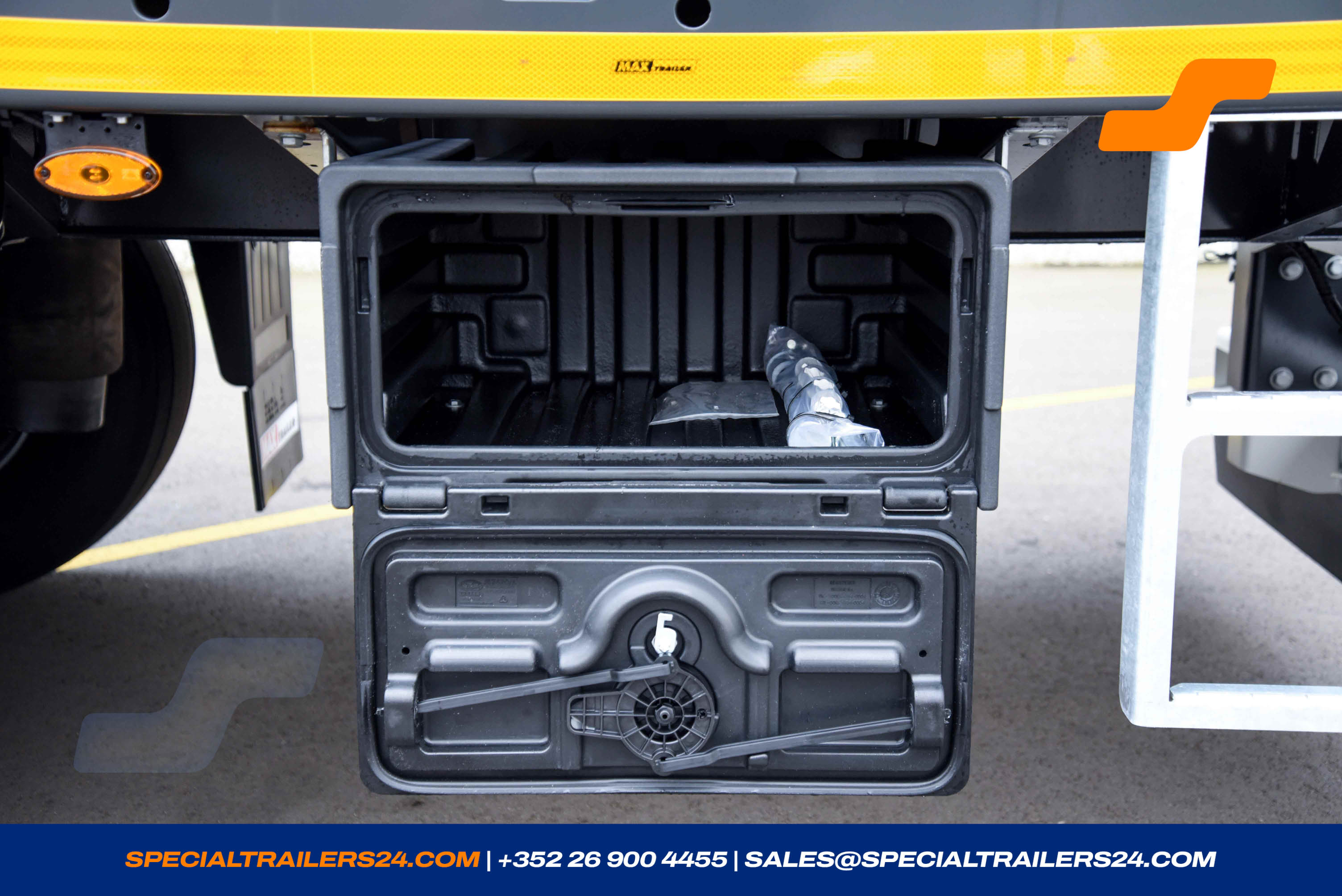 Flatbed trailer MAX Trailer MAX200 Vehicle for sale