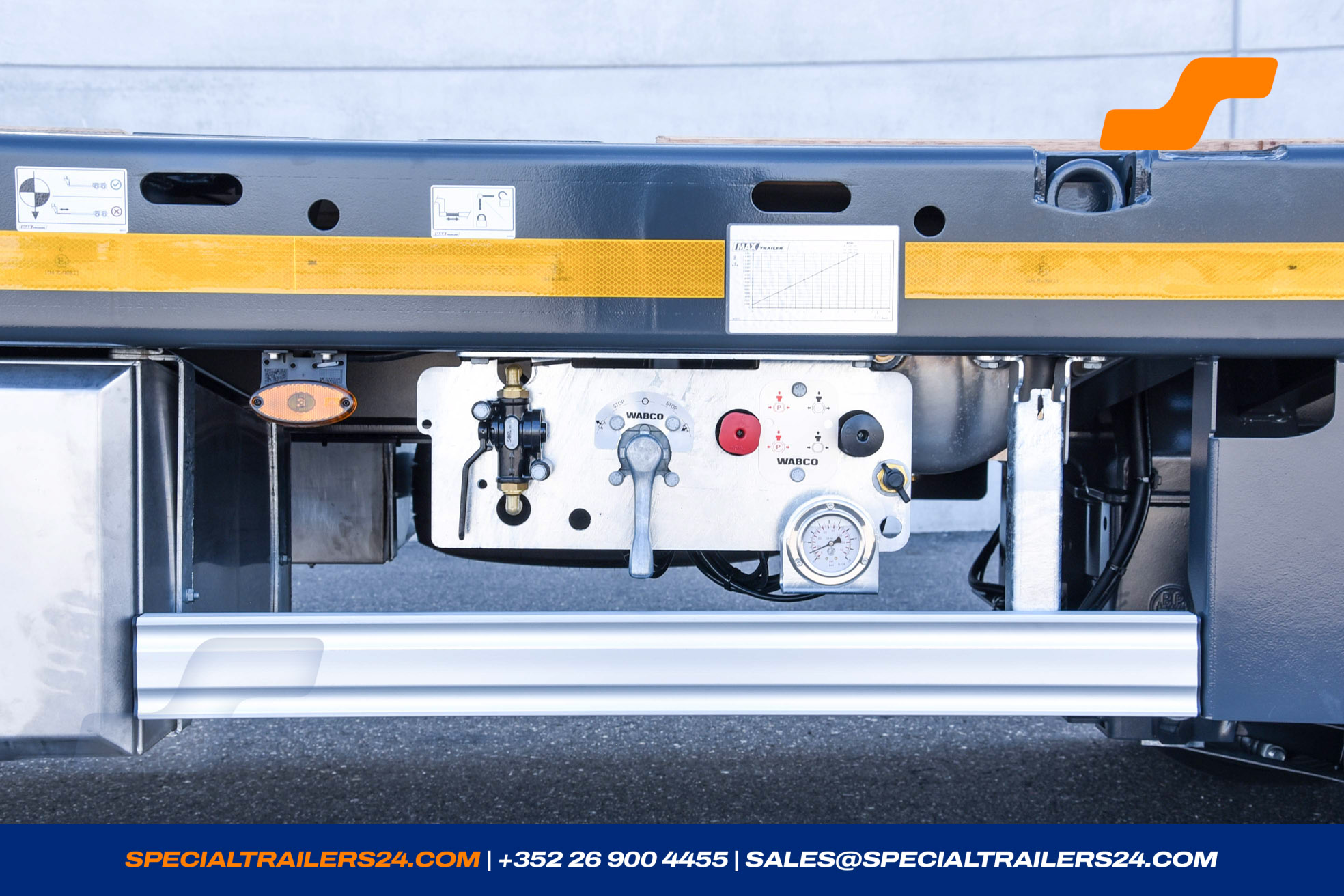 Flatbed trailer MAX Trailer MAX210 Vehicle for sale