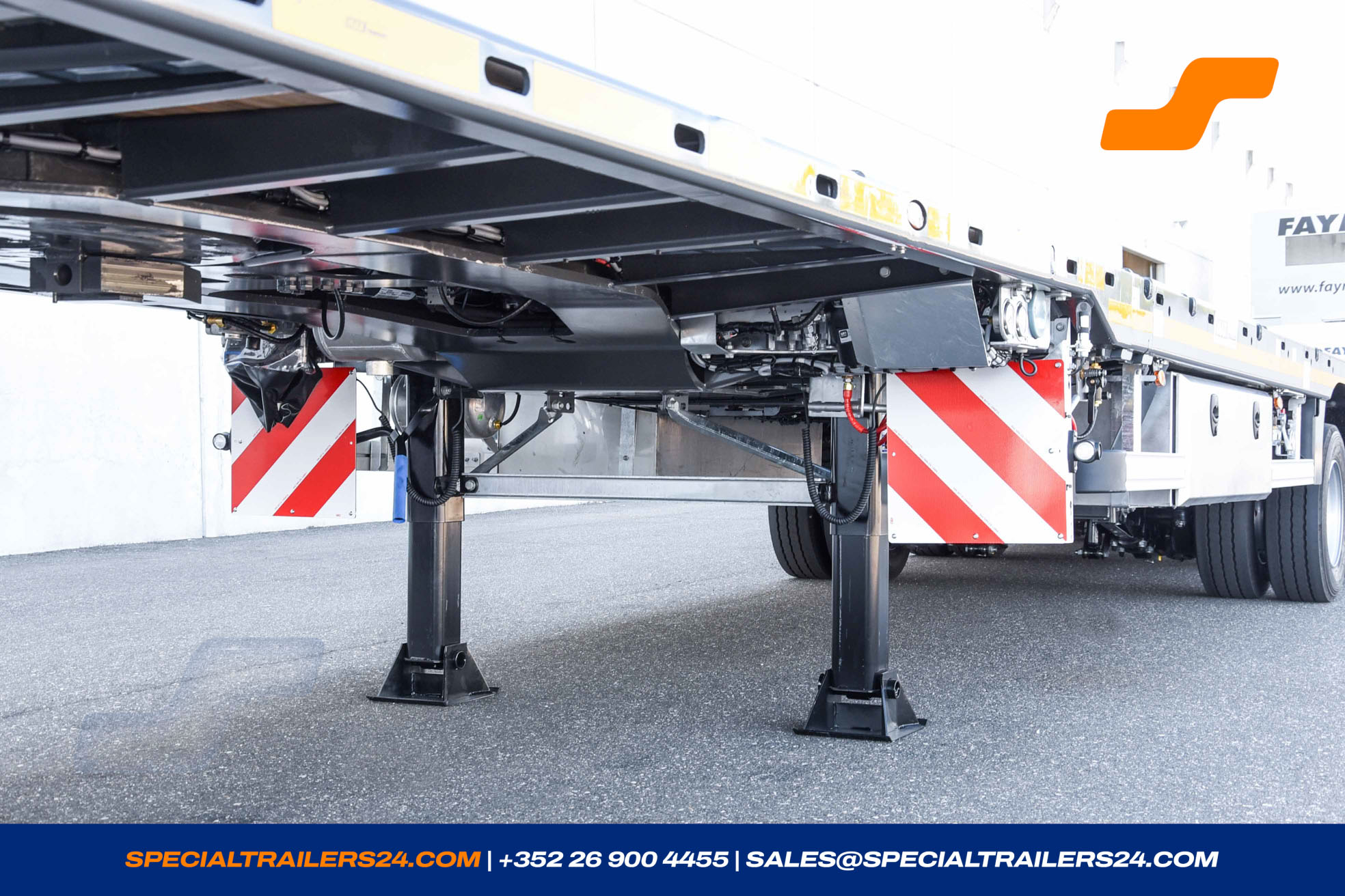 Flatbed trailer MAX Trailer MAX210 Vehicle for sale