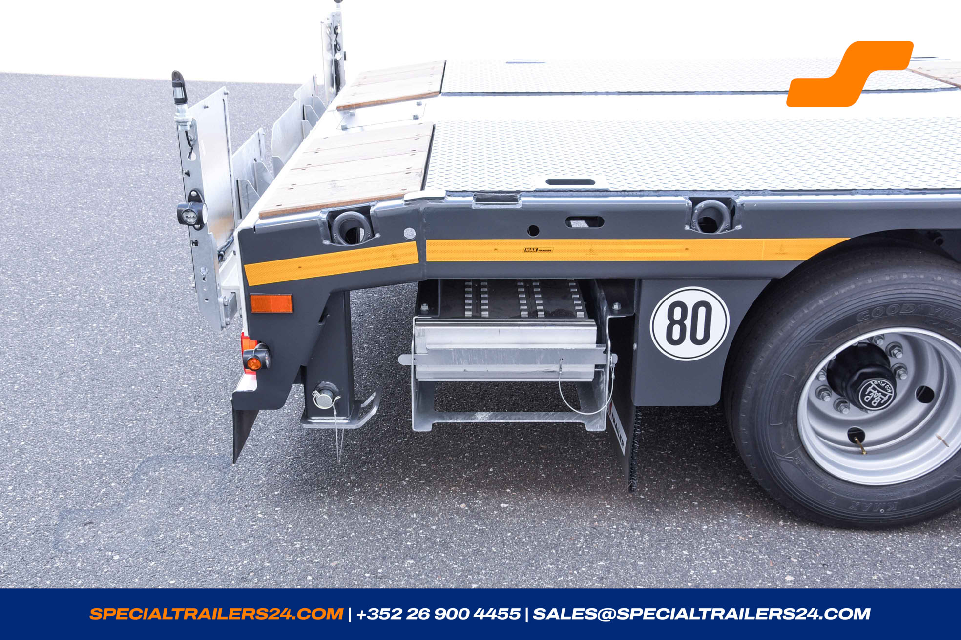 Flatbed trailer MAX Trailer MAX210 Vehicle for sale
