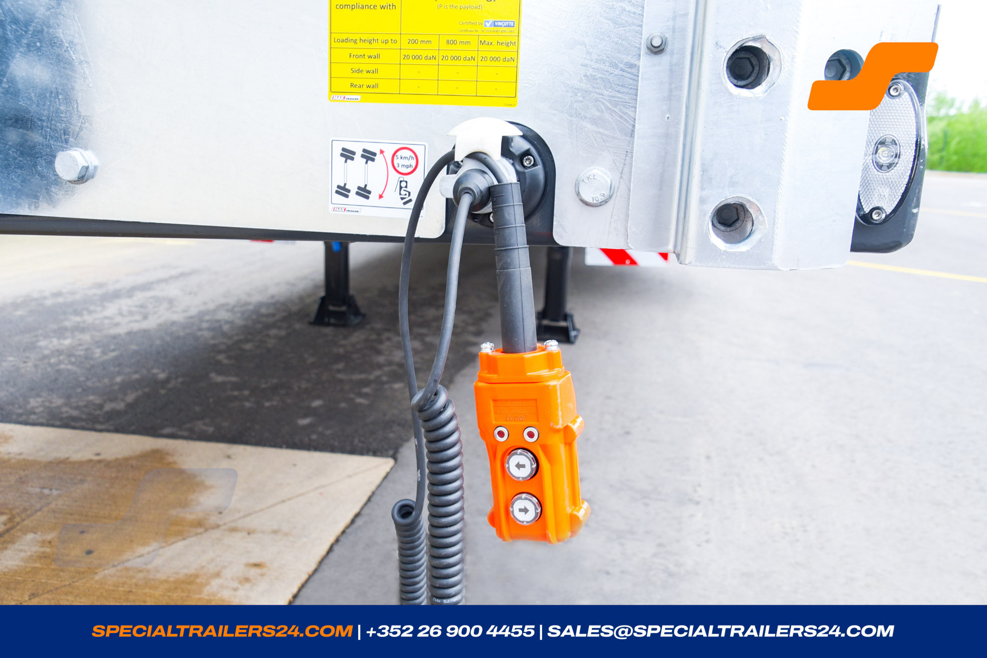 Flatbed trailer MAX Trailer MAX210 Vehicle for sale