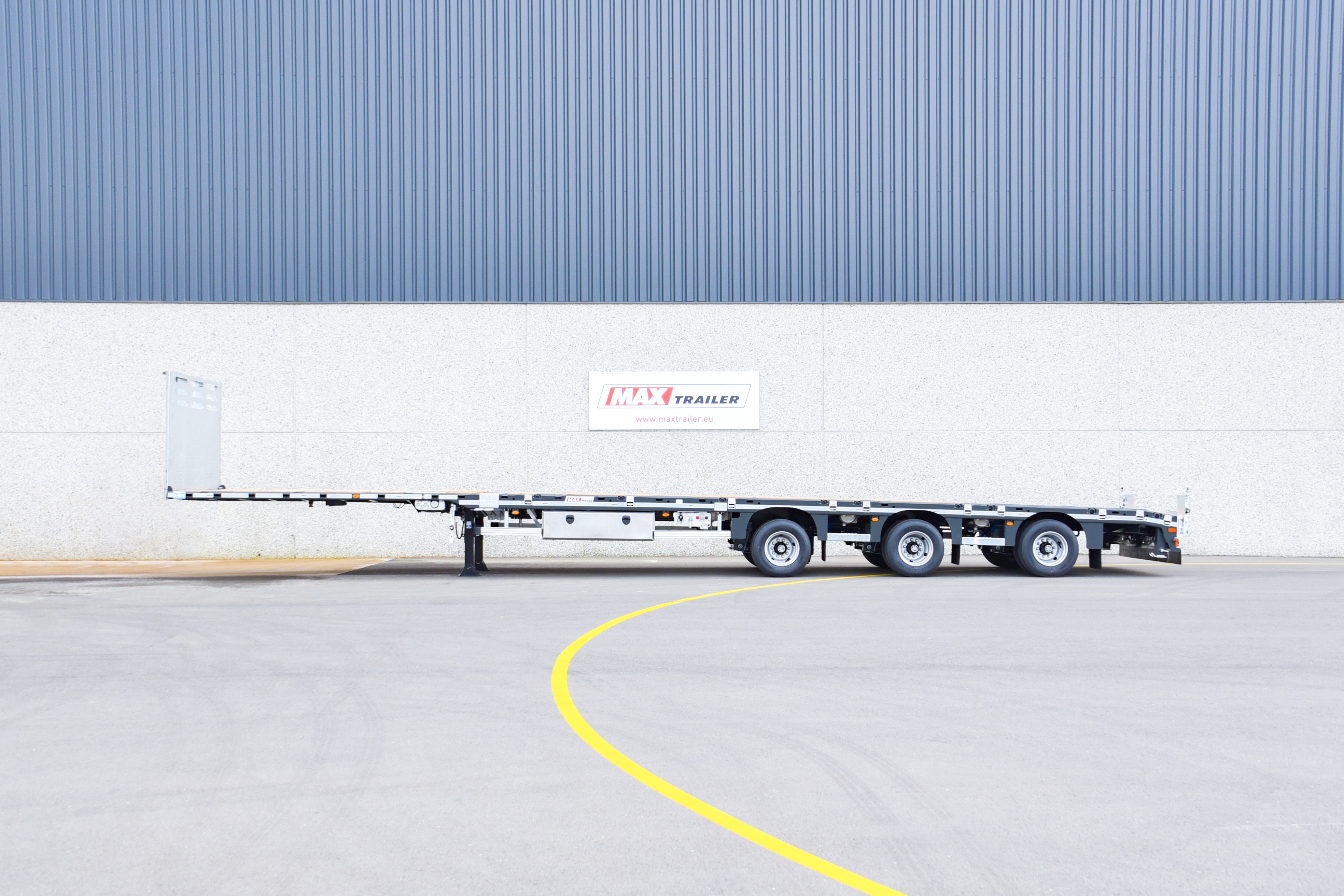 Flatbed trailer MAX Trailer MAX210 Vehicle for sale