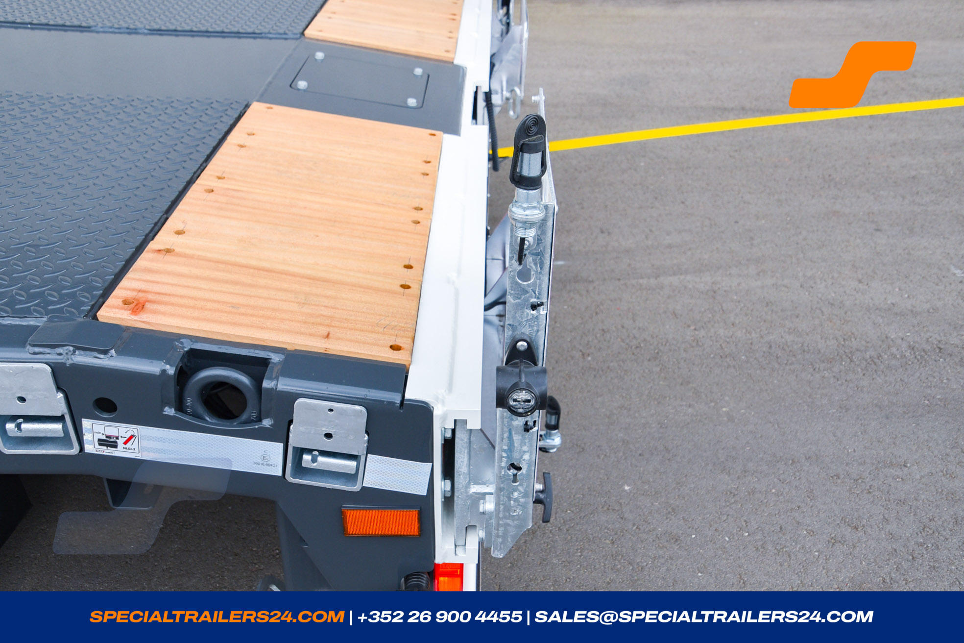 Flatbed trailer MAX Trailer MAX210 Vehicle for sale