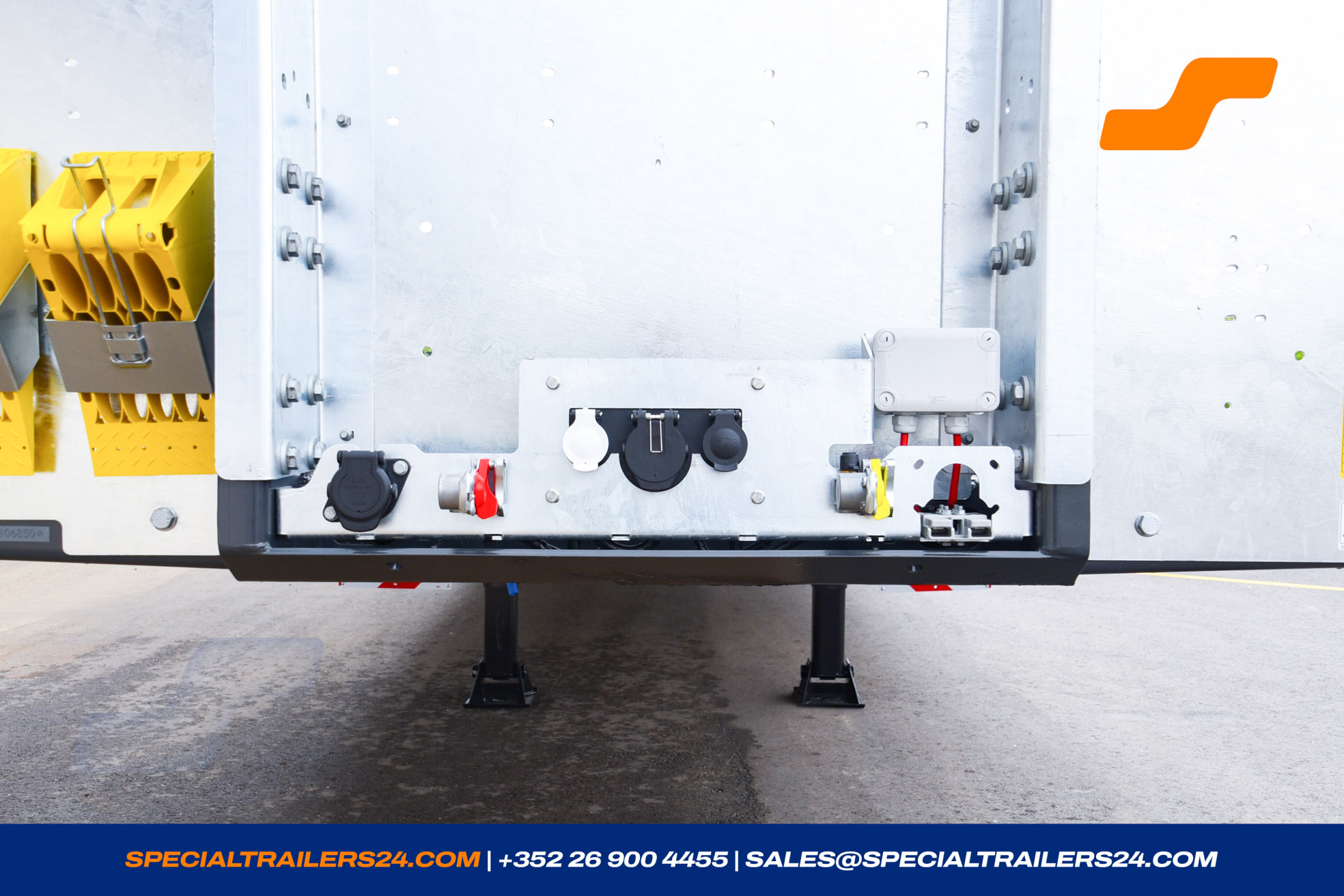 Flatbed trailer MAX Trailer MAX210 Vehicle for sale