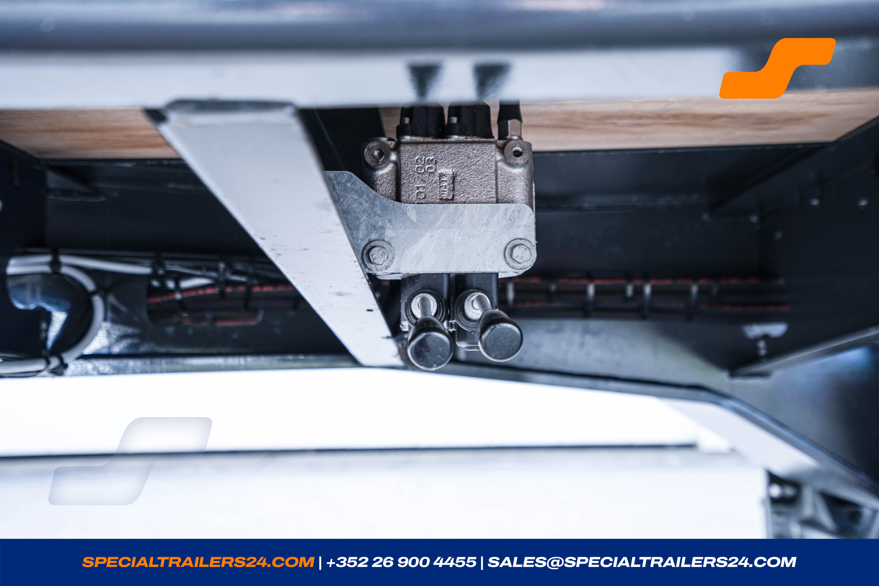 Flatbed trailer MAX Trailer MAX410 Vehicle for sale