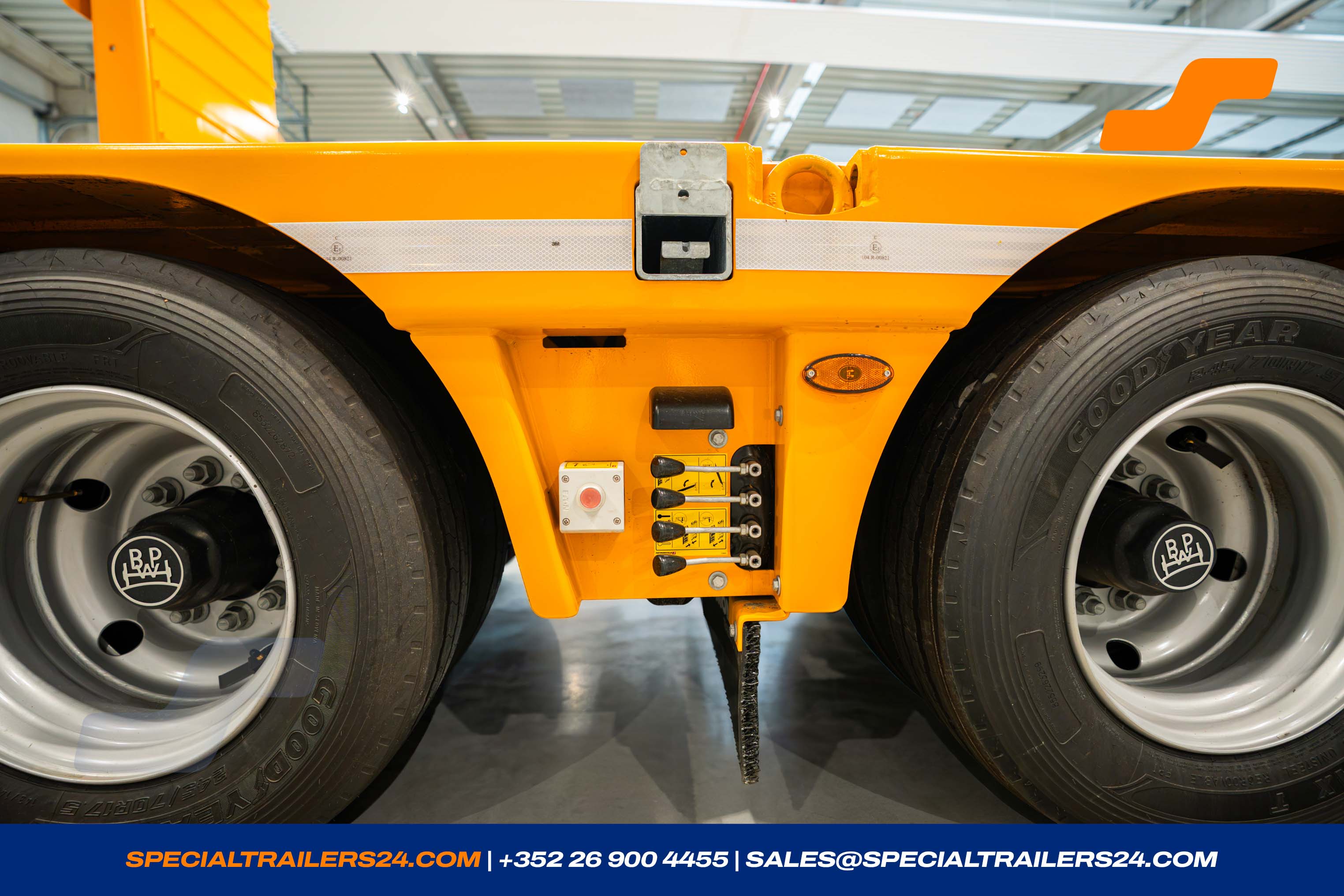 Low loader Faymonville MultiMAX Vehicle for sale (image count prefix 32/40)