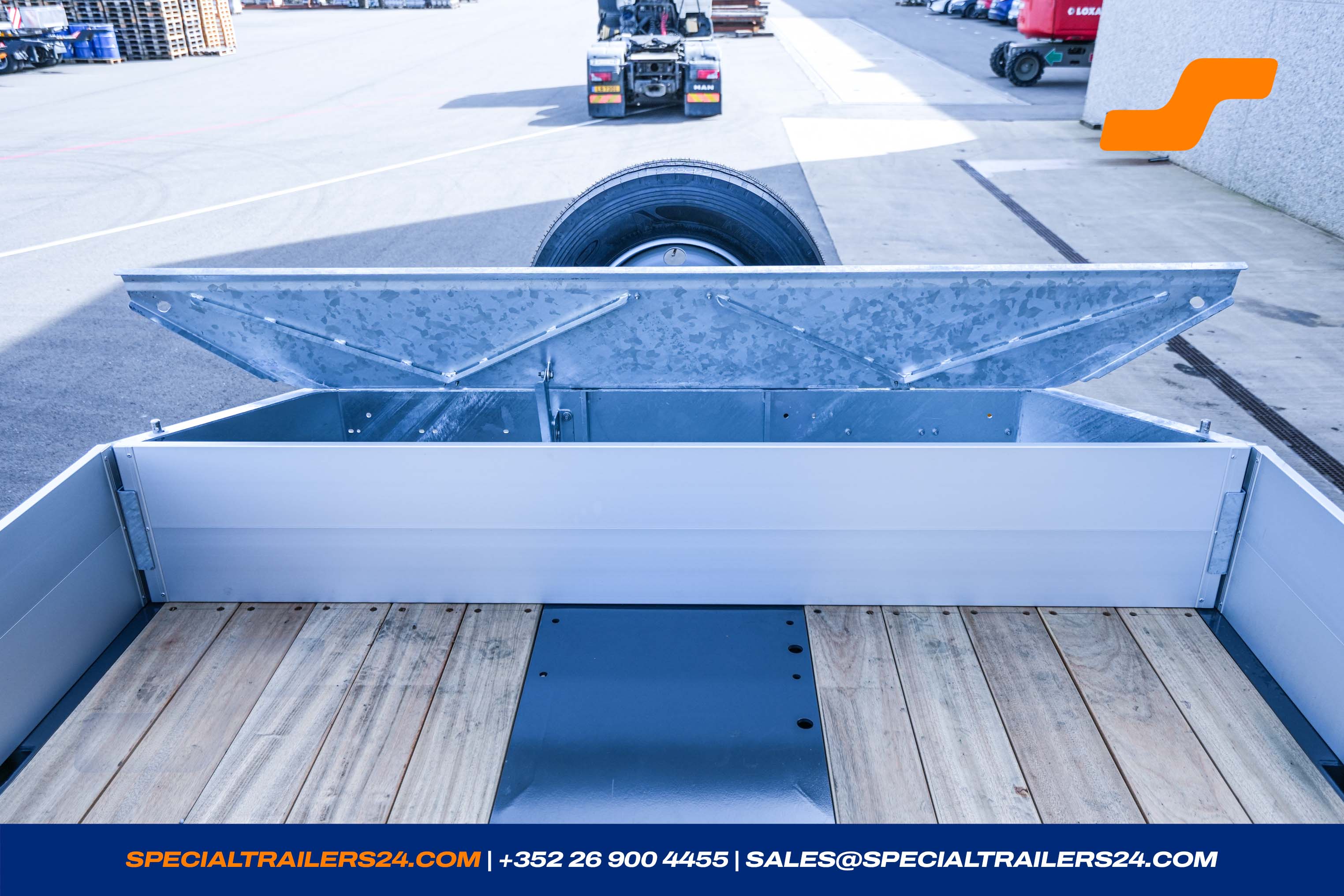 Low loader MAX Trailer MAX100 Vehicle for sale