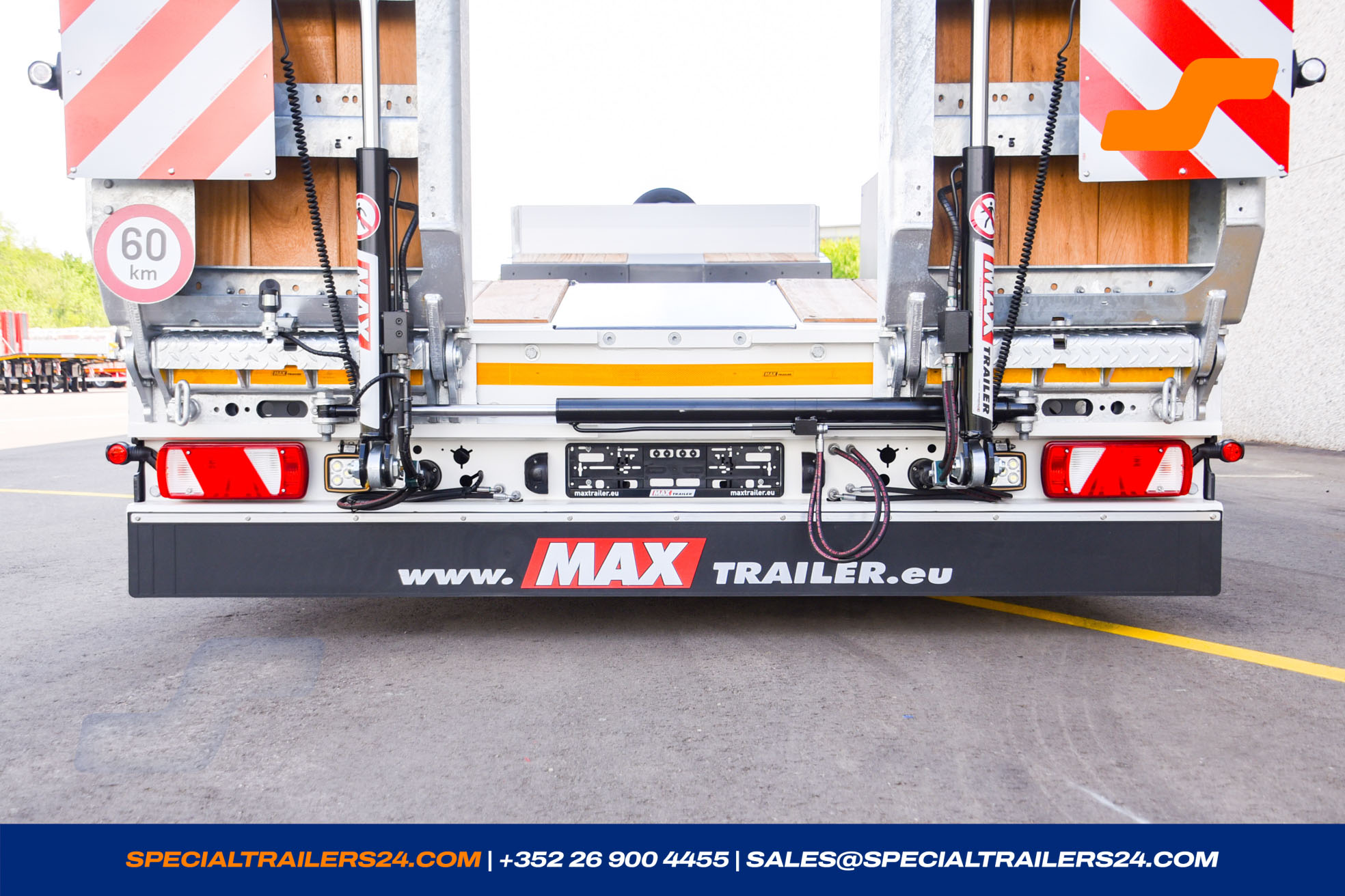 Low loader MAX Trailer MAX100 Vehicle for sale