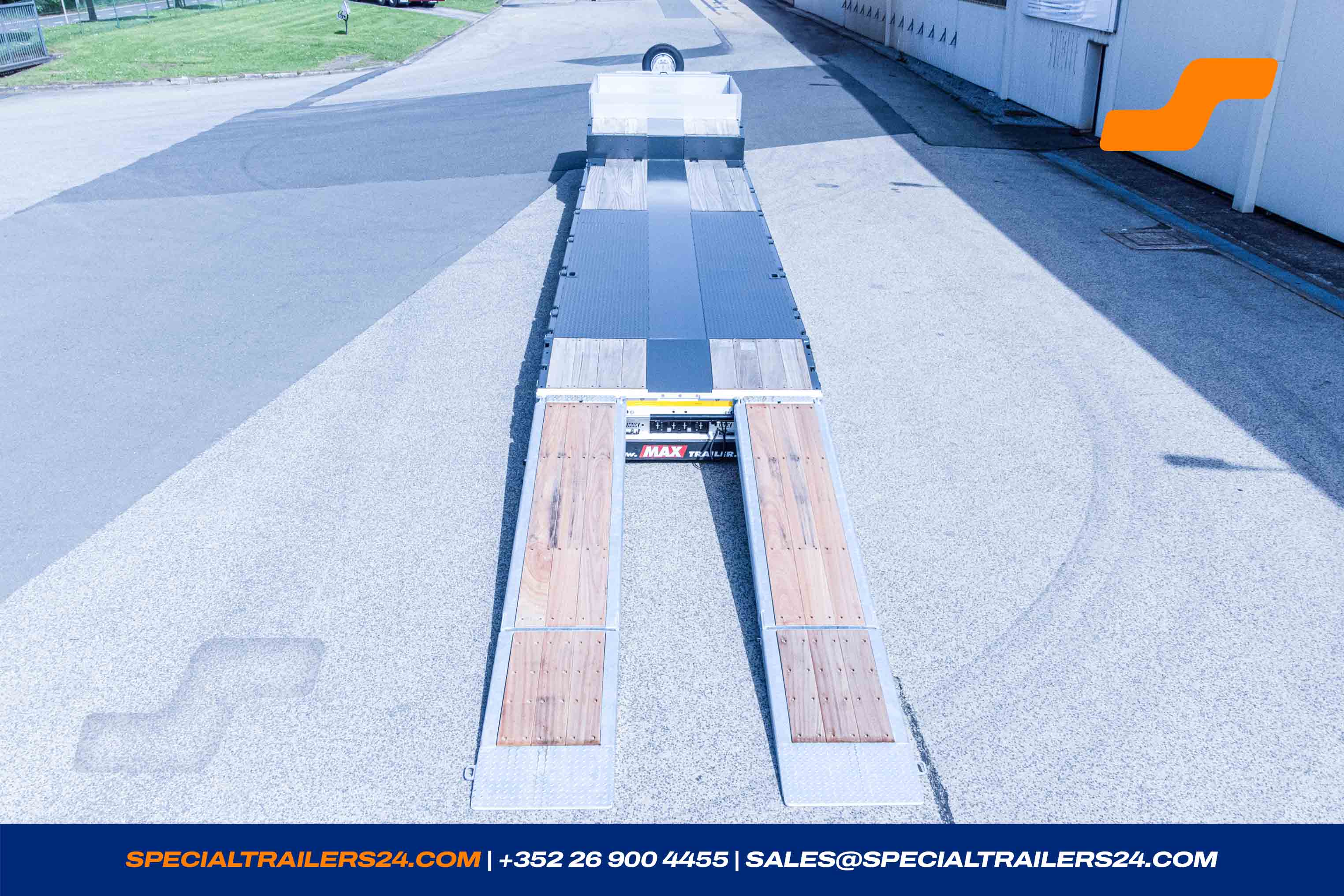 Low loader MAX Trailer MAX100 Vehicle for sale