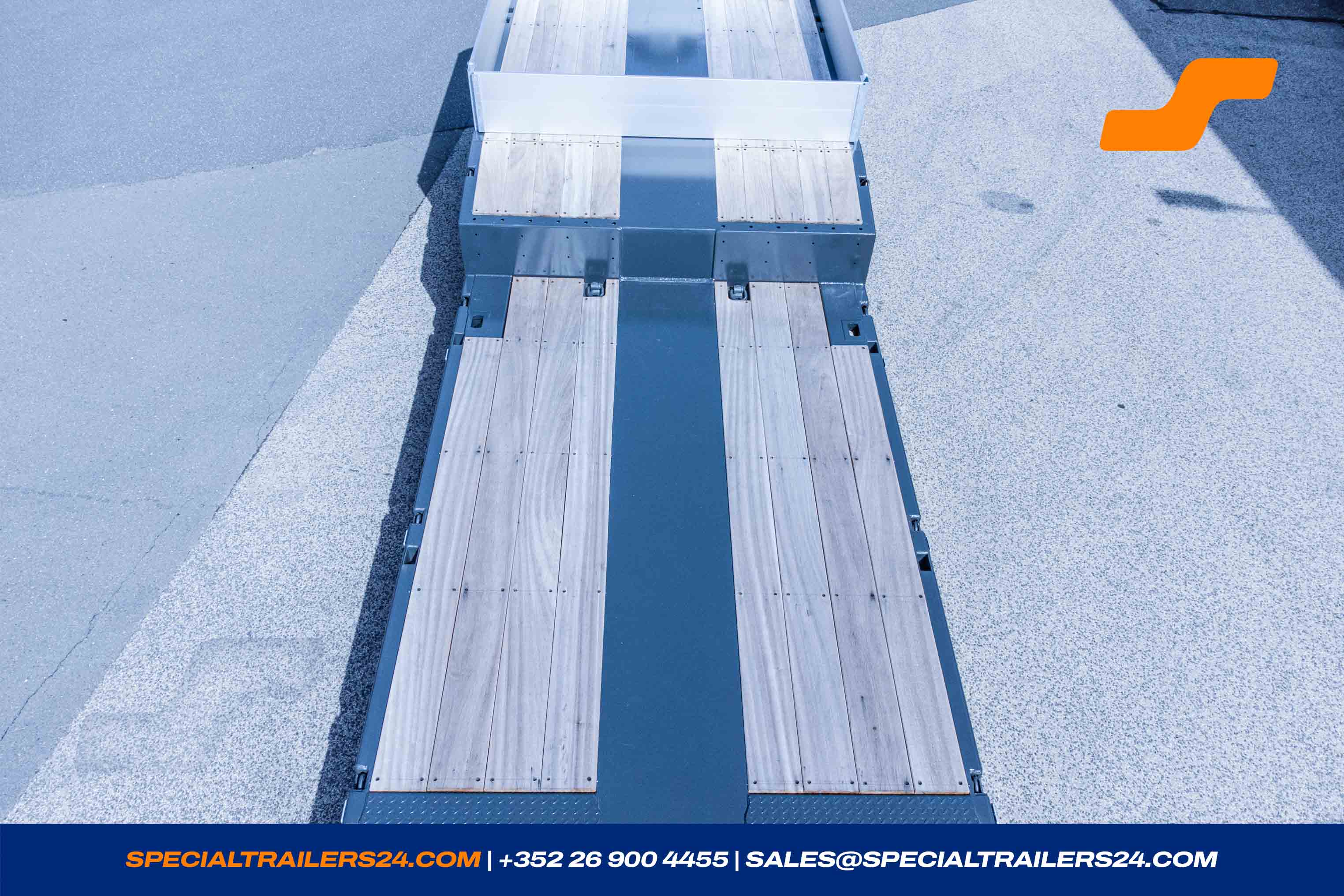 Low loader MAX Trailer MAX100 Vehicle for sale