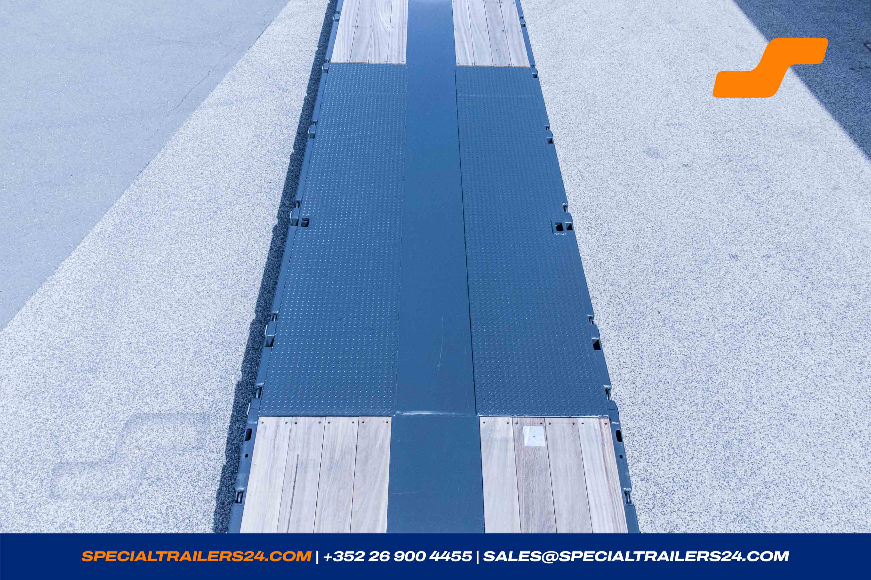 Low loader MAX Trailer MAX100 Vehicle for sale