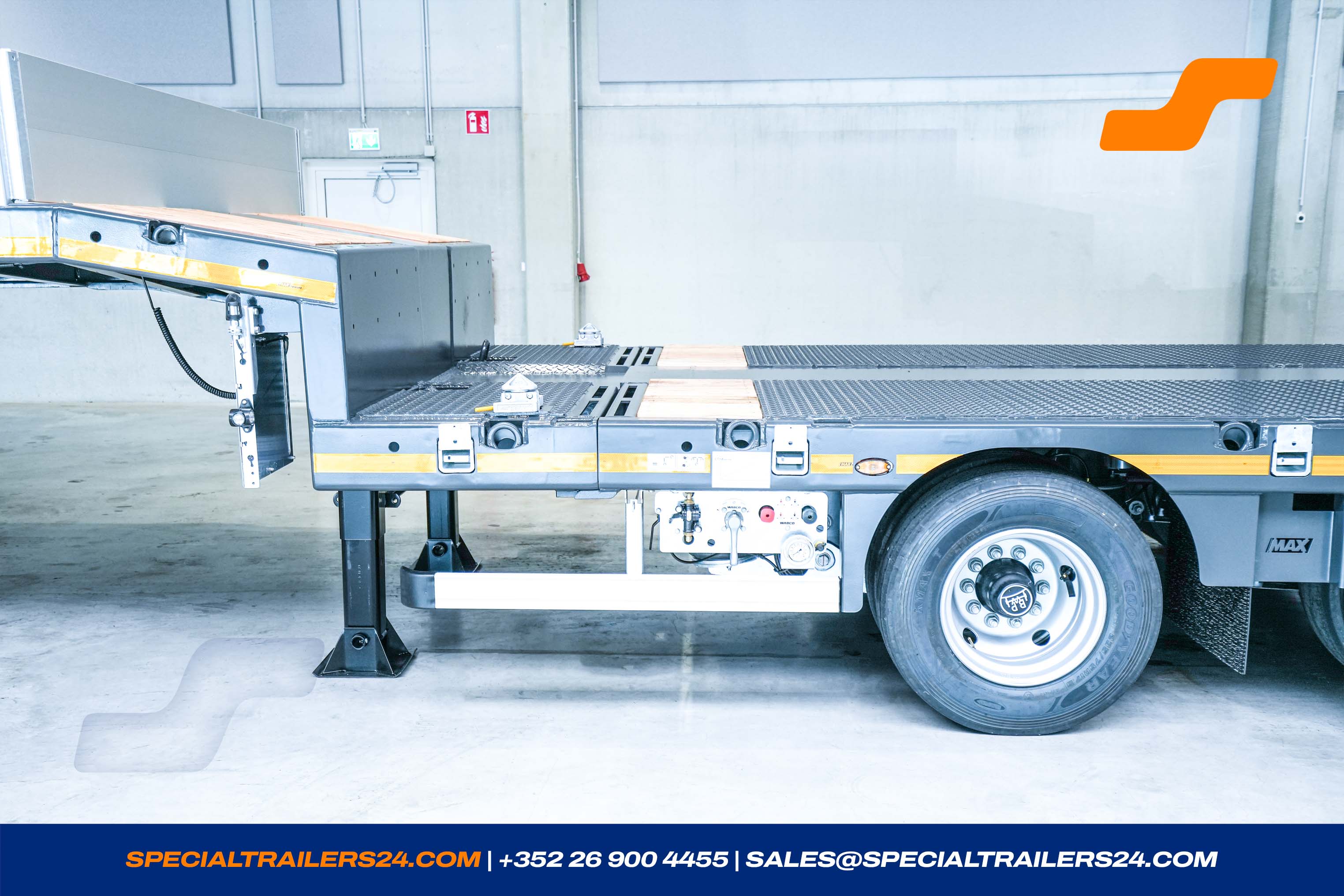 Low loader MAX Trailer MAX100 Vehicle for sale