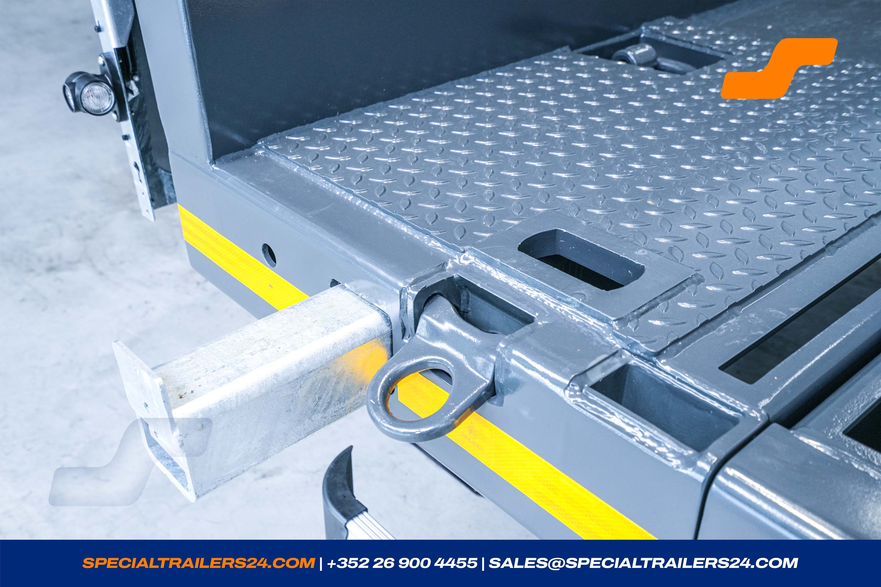 Low loader MAX Trailer MAX100 Vehicle for sale