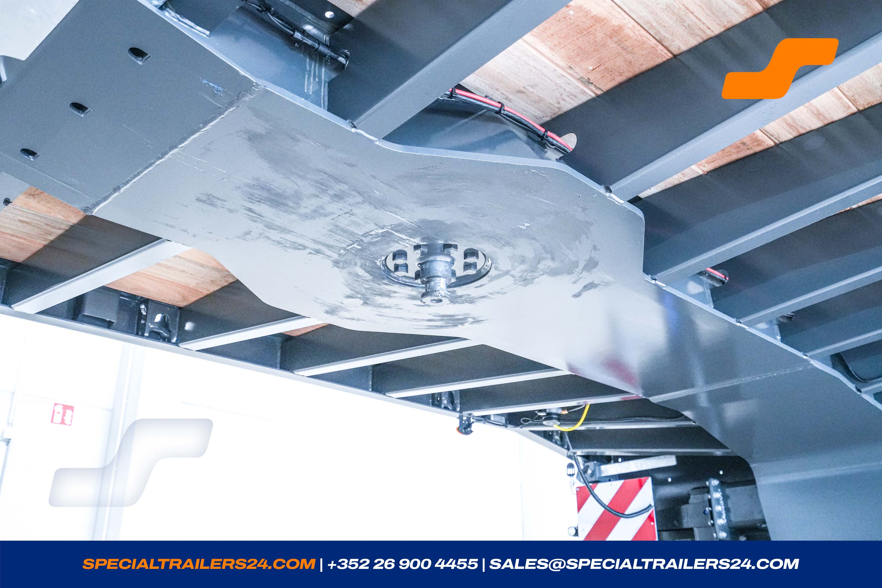 Low loader MAX Trailer MAX100 Vehicle for sale