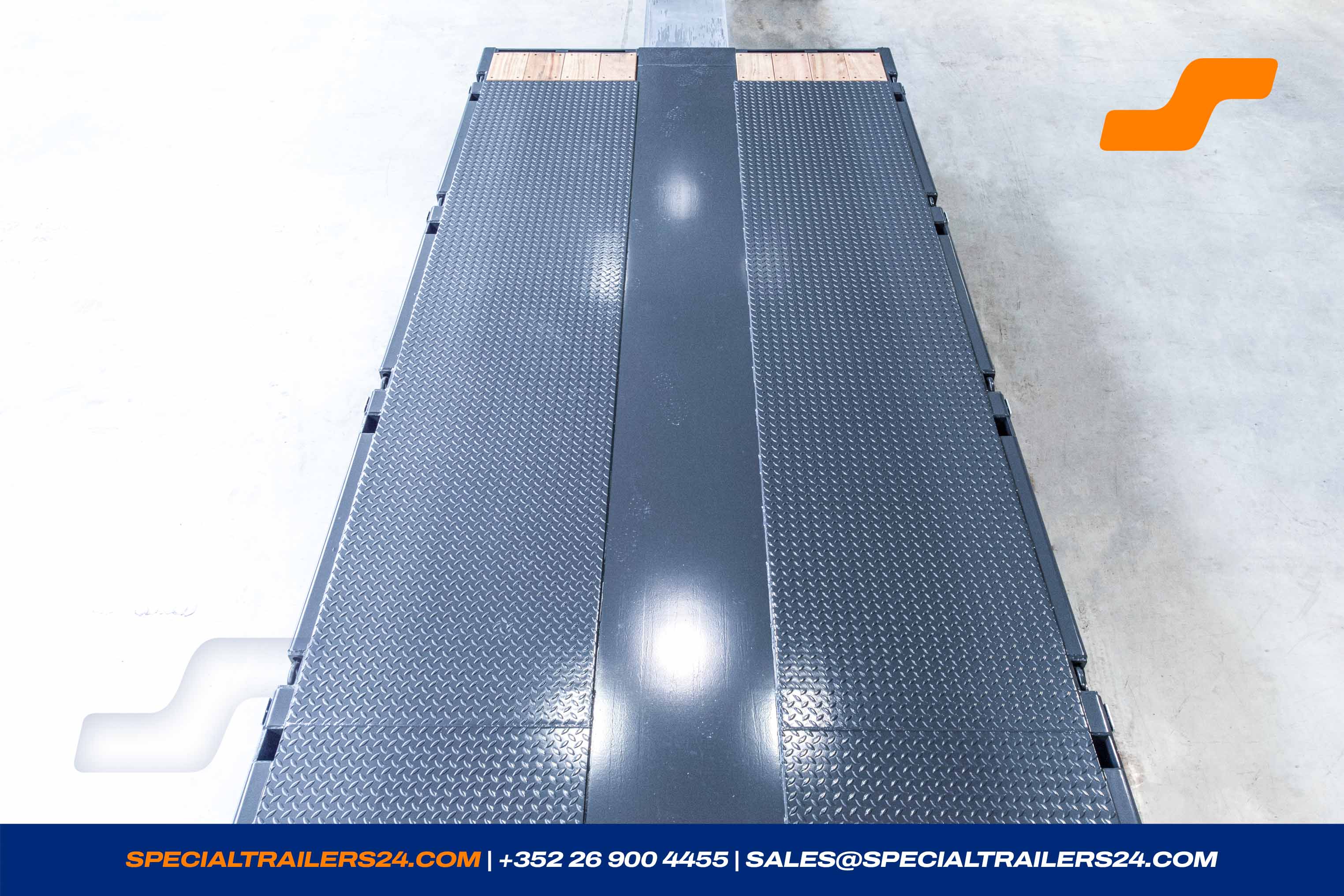 Low loader MAX Trailer MAX100 Vehicle for sale