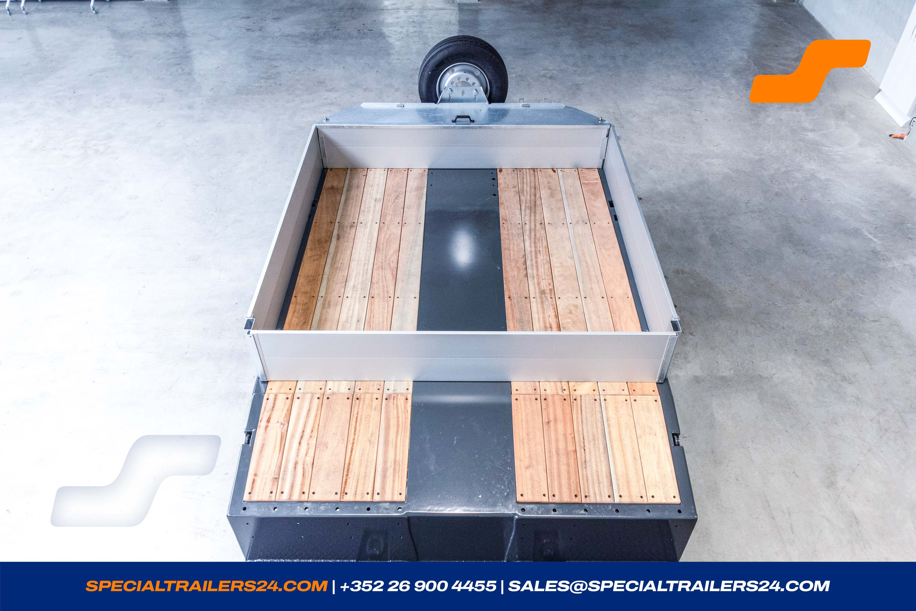 Low loader MAX Trailer MAX100 Vehicle for sale