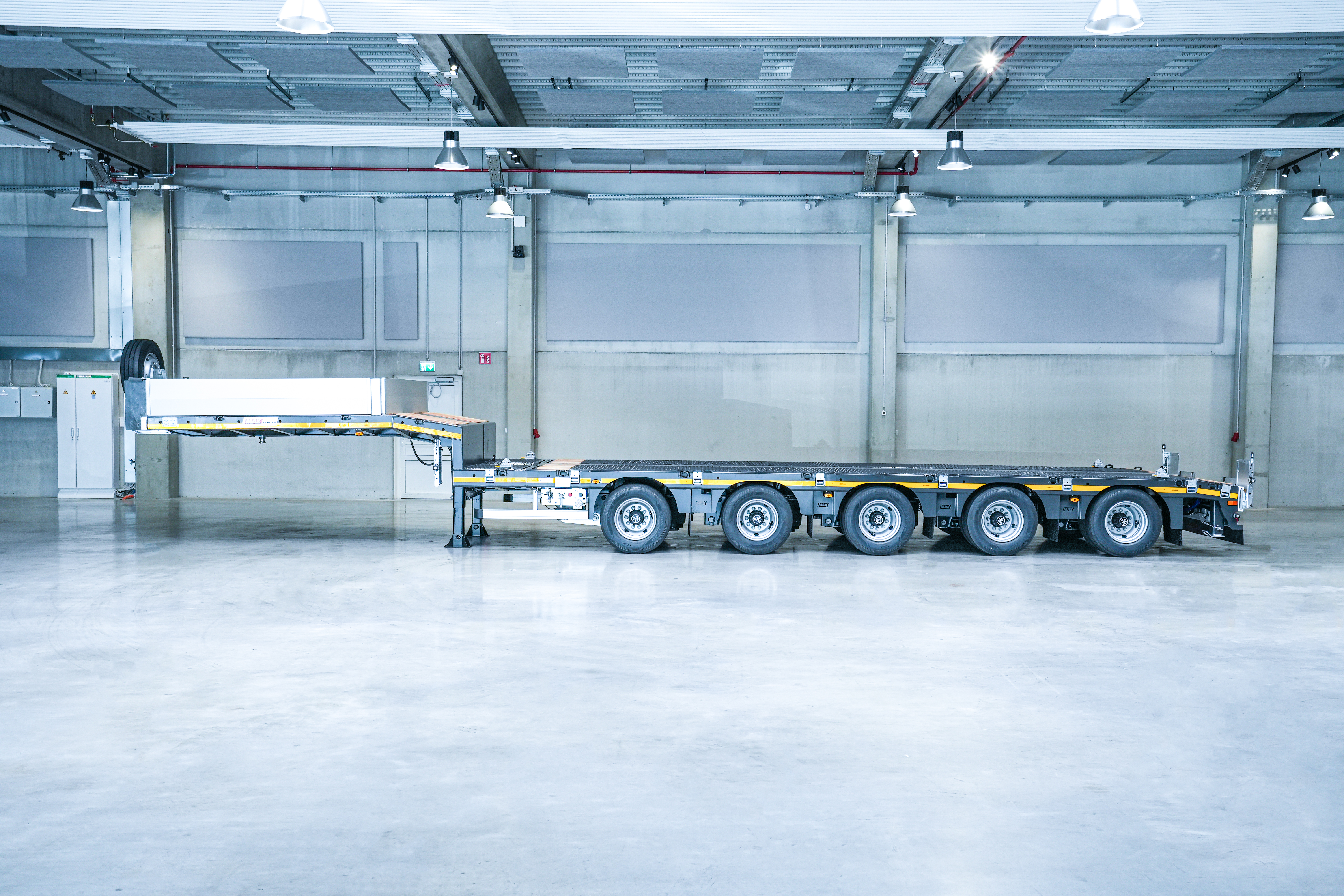 Low loader MAX Trailer MAX100 Vehicle for sale