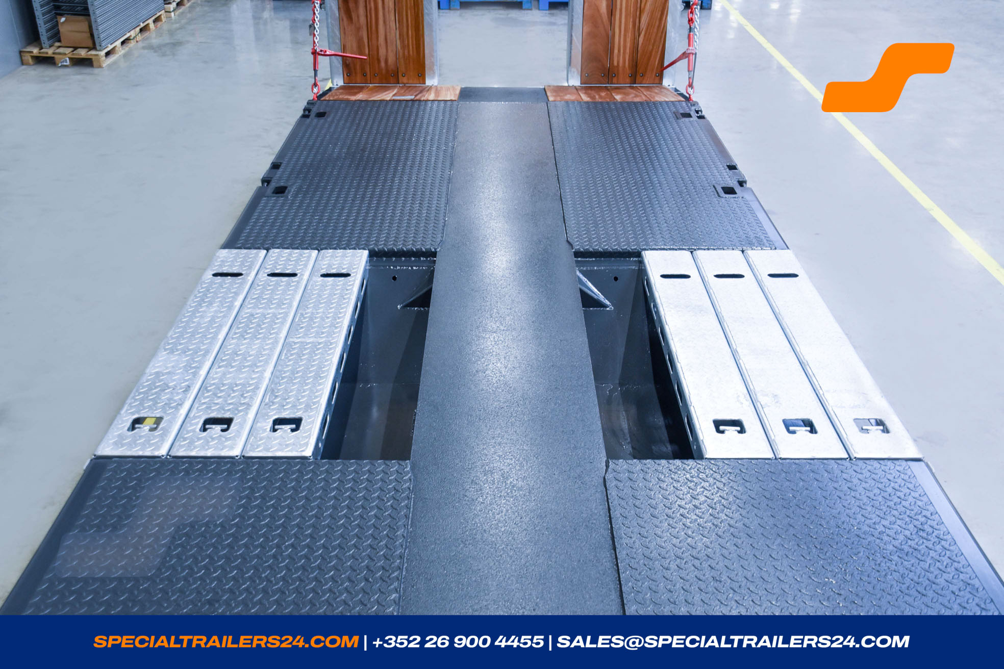 Low loader MAX Trailer MAX100 Vehicle for sale