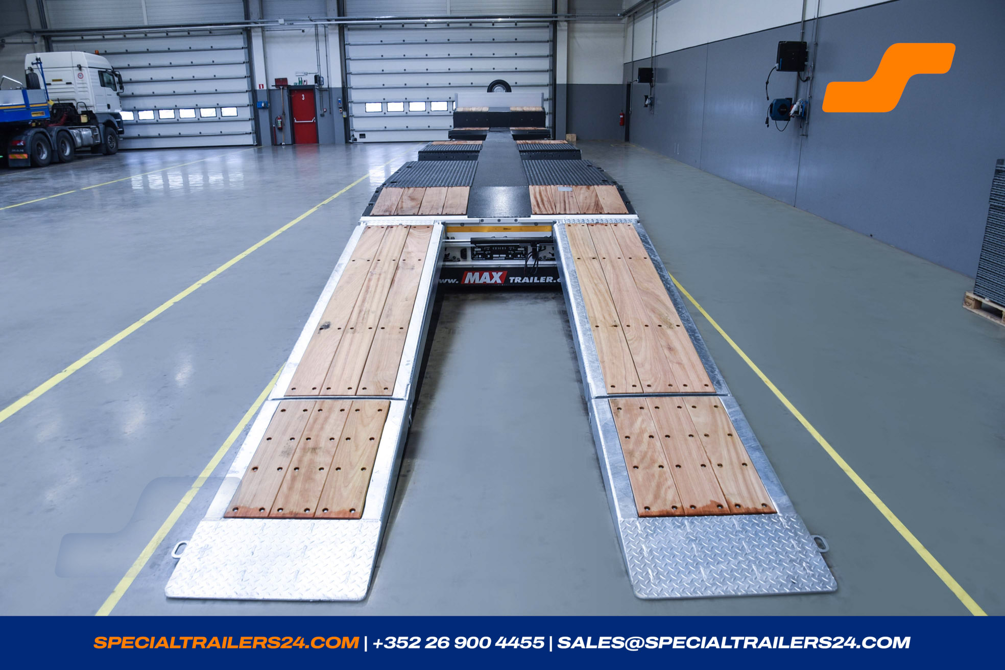 Low loader MAX Trailer MAX100 Vehicle for sale