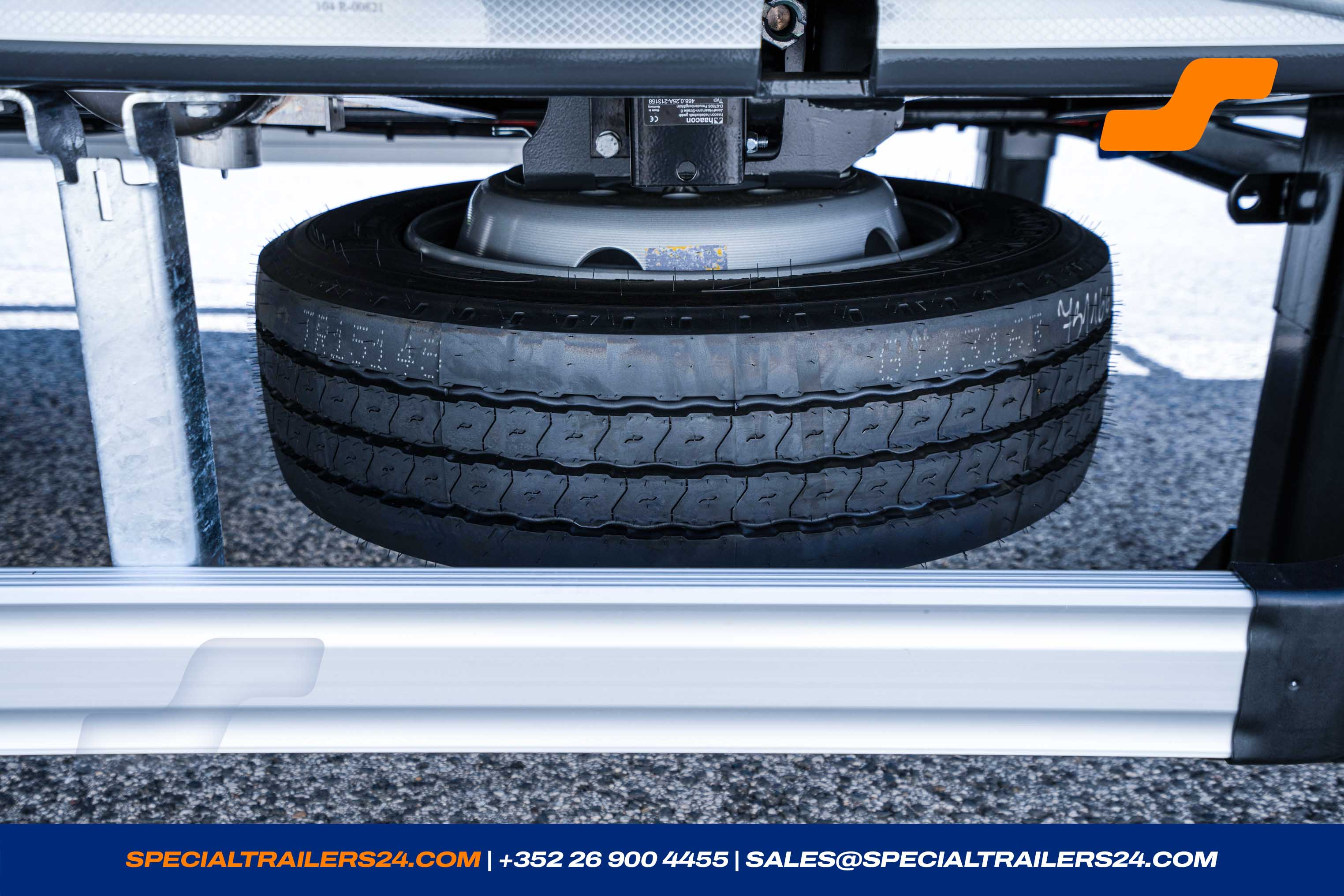 Low loader MAX Trailer MAX100 Vehicle for sale