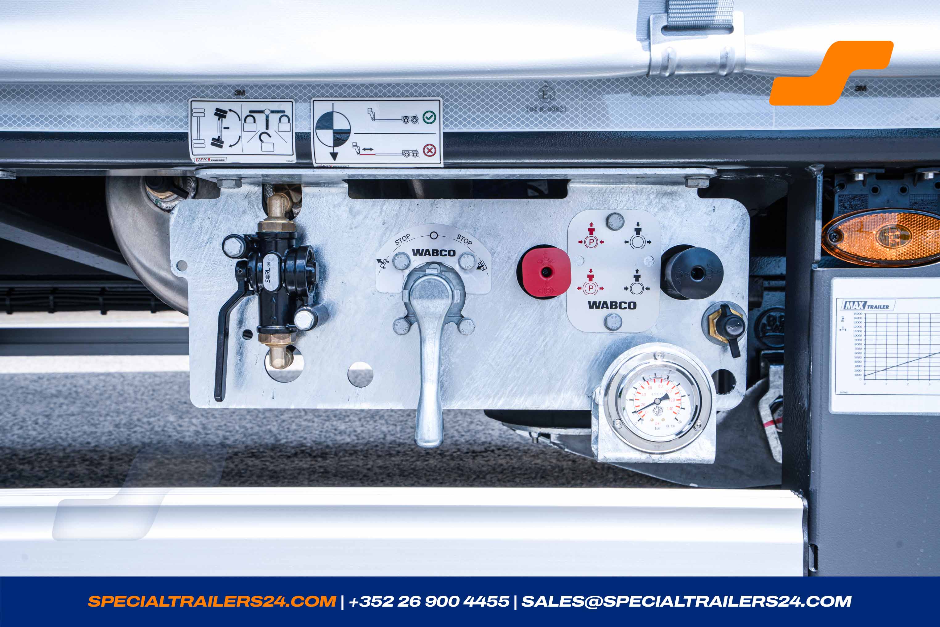 Low loader MAX Trailer MAX100 Vehicle for sale