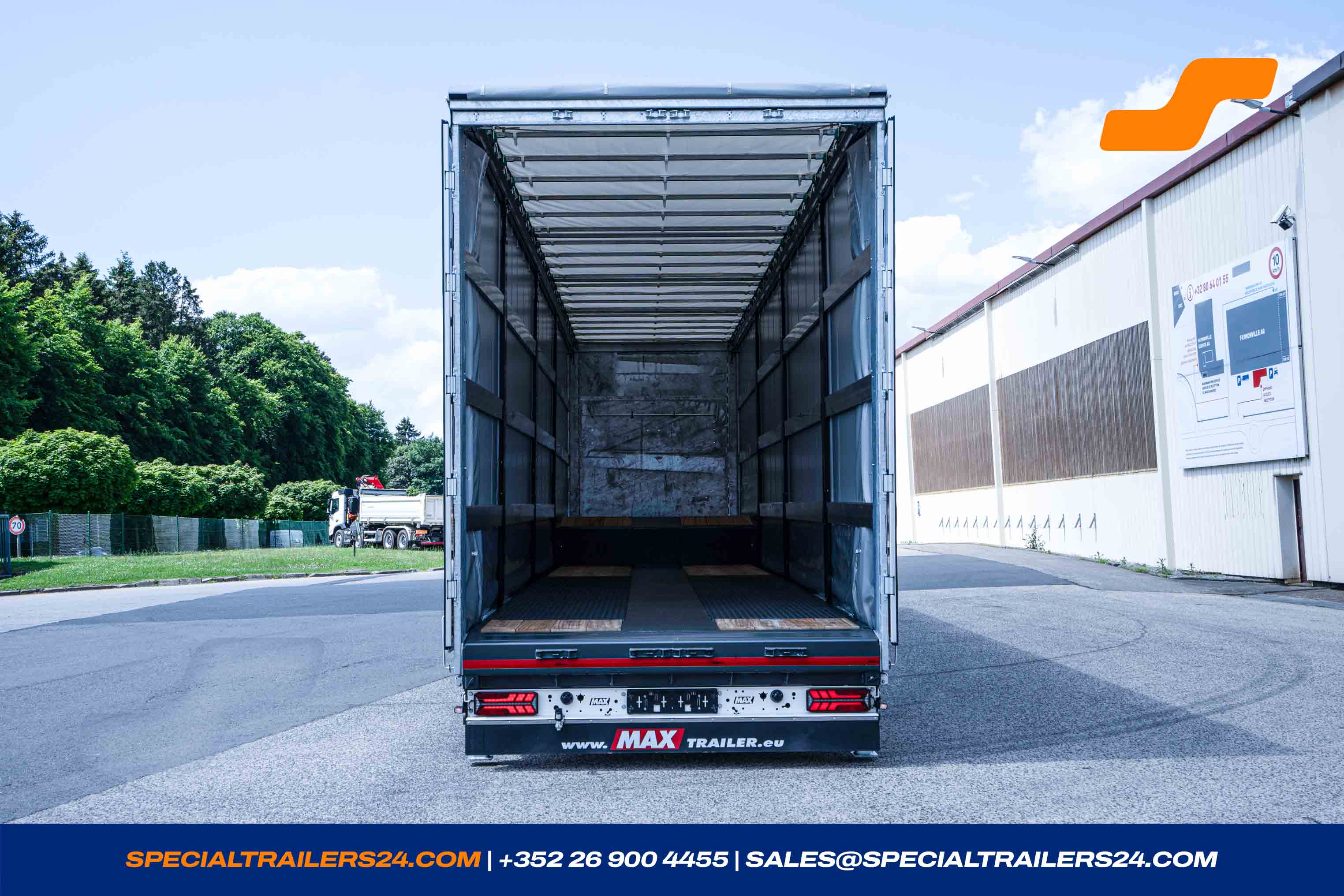 Low loader MAX Trailer MAX100 Vehicle for sale