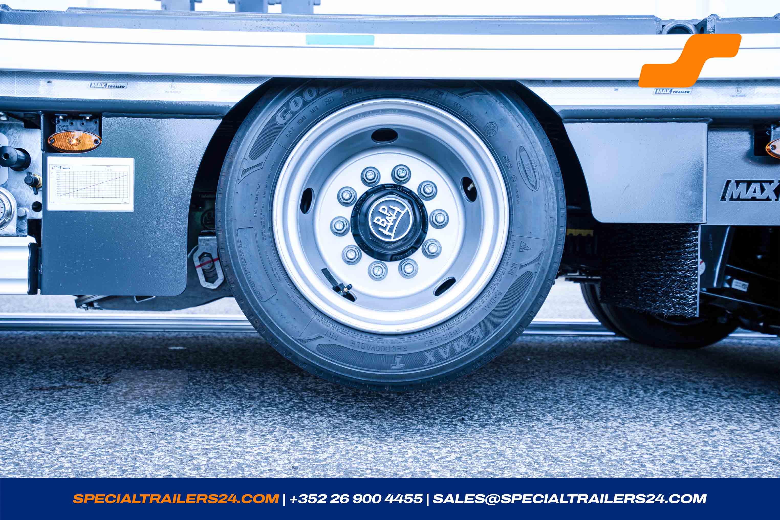 Low loader MAX Trailer MAX100 Vehicle for sale