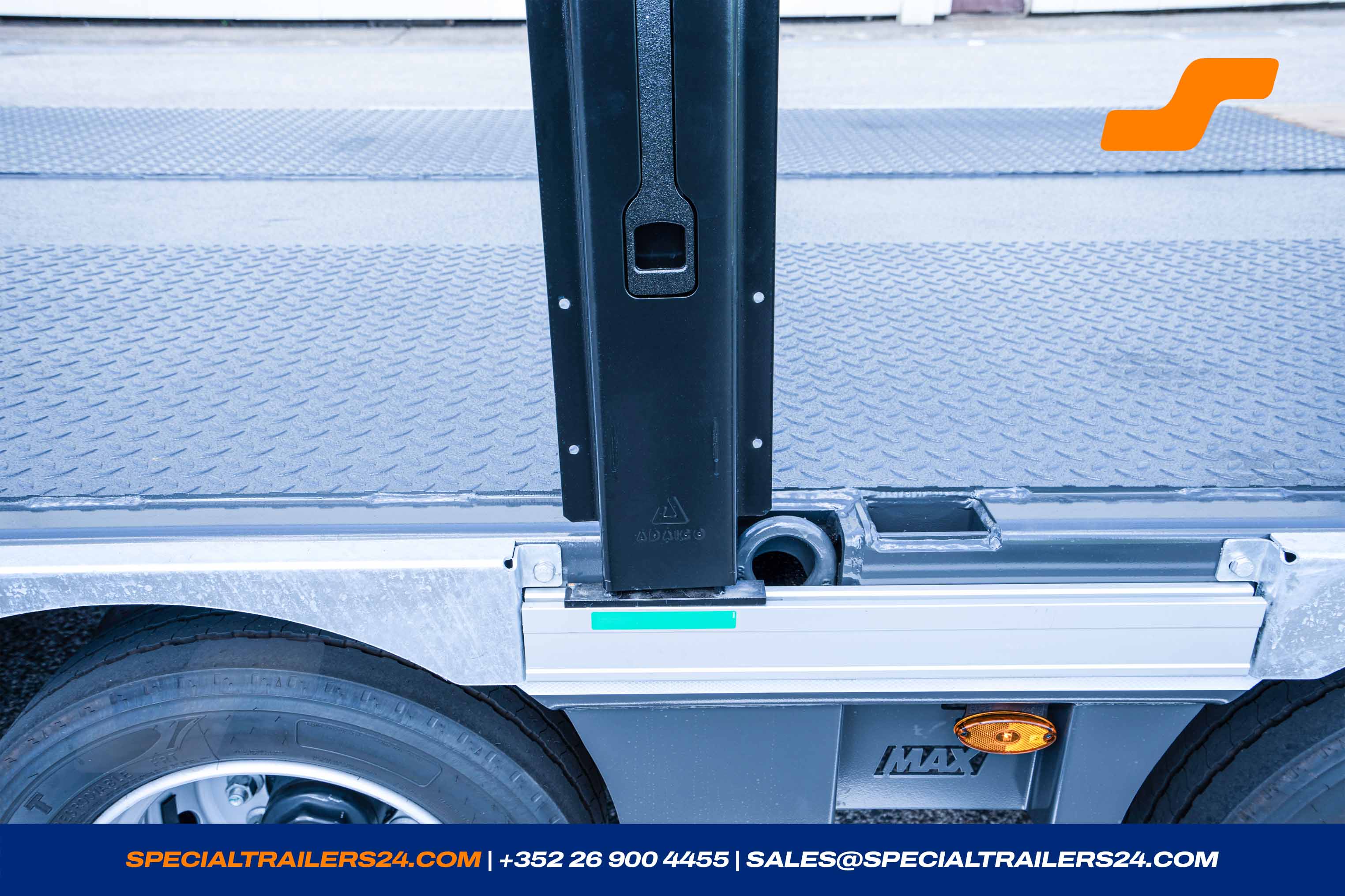 Low loader MAX Trailer MAX100 Vehicle for sale