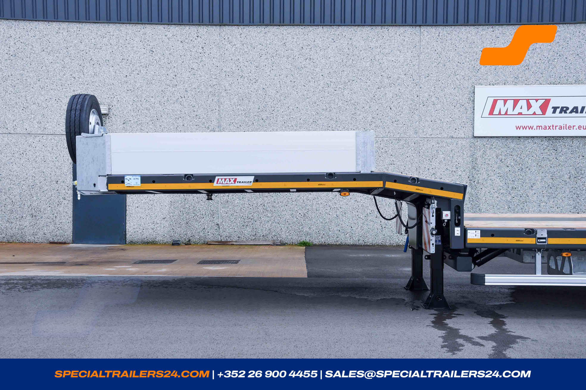 Low loader MAX Trailer MAX100 Vehicle for sale