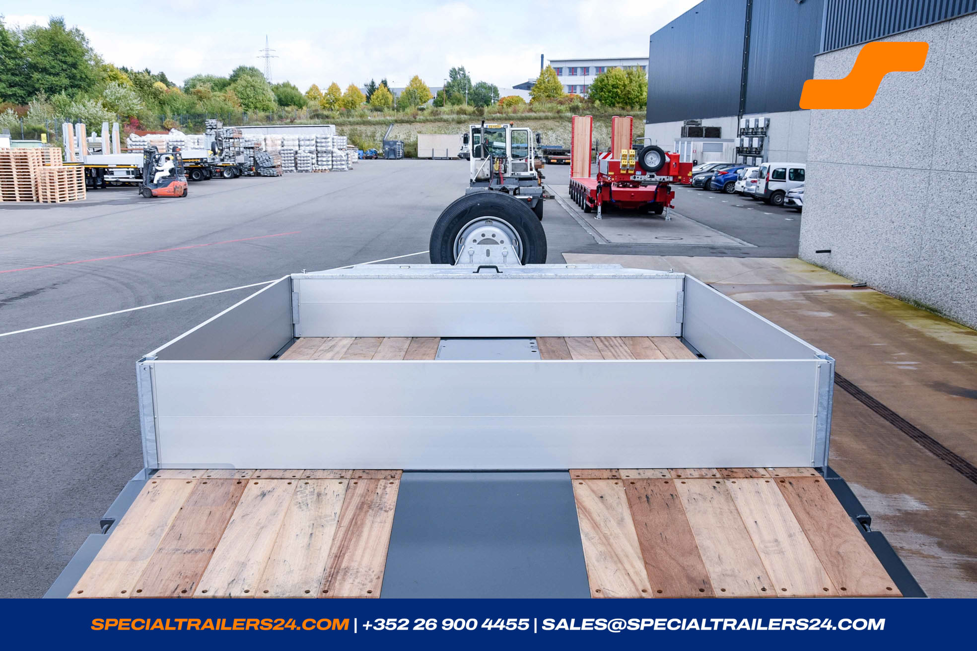 Low loader MAX Trailer MAX100 Vehicle for sale