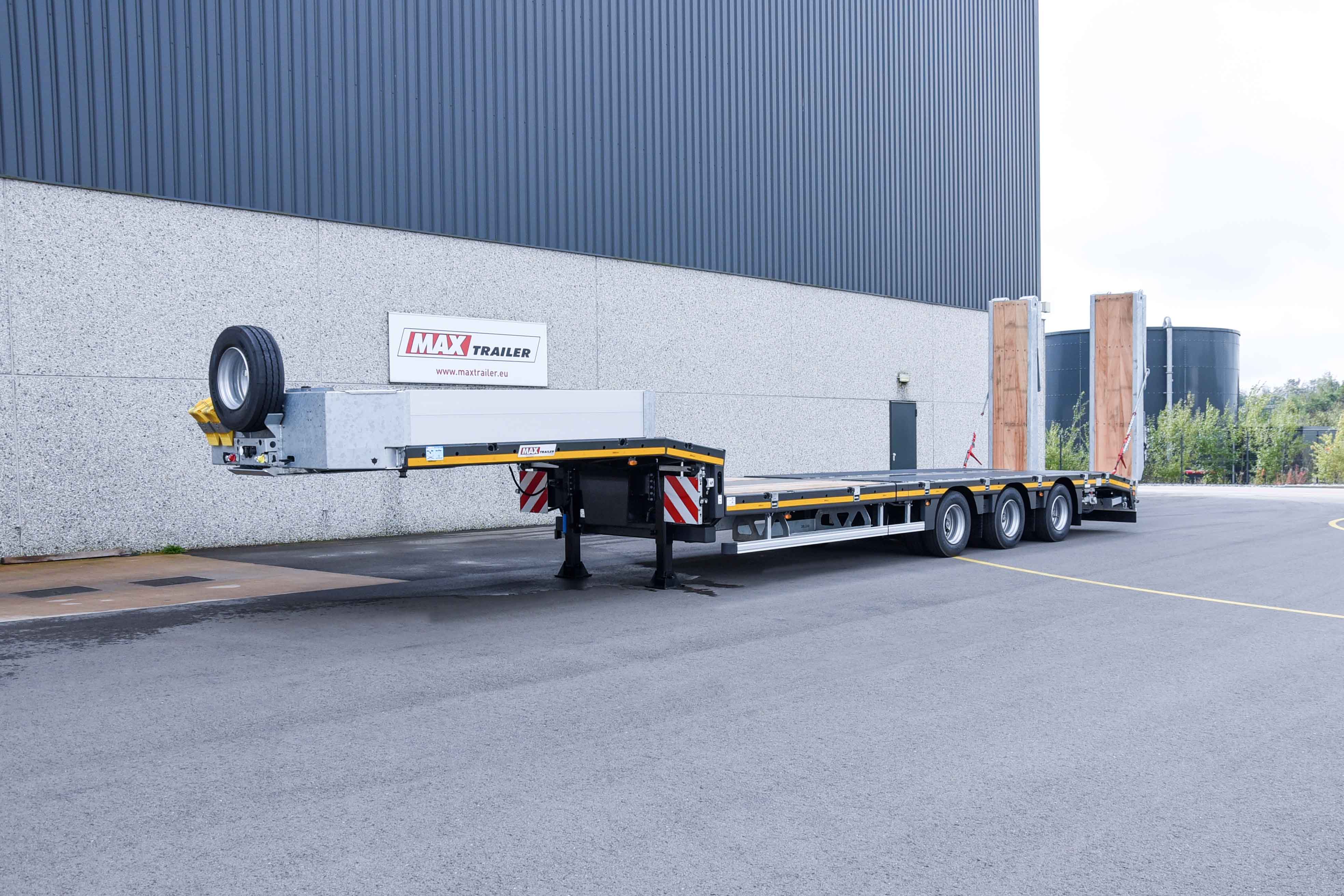 Low loader MAX Trailer MAX100 Vehicle for sale