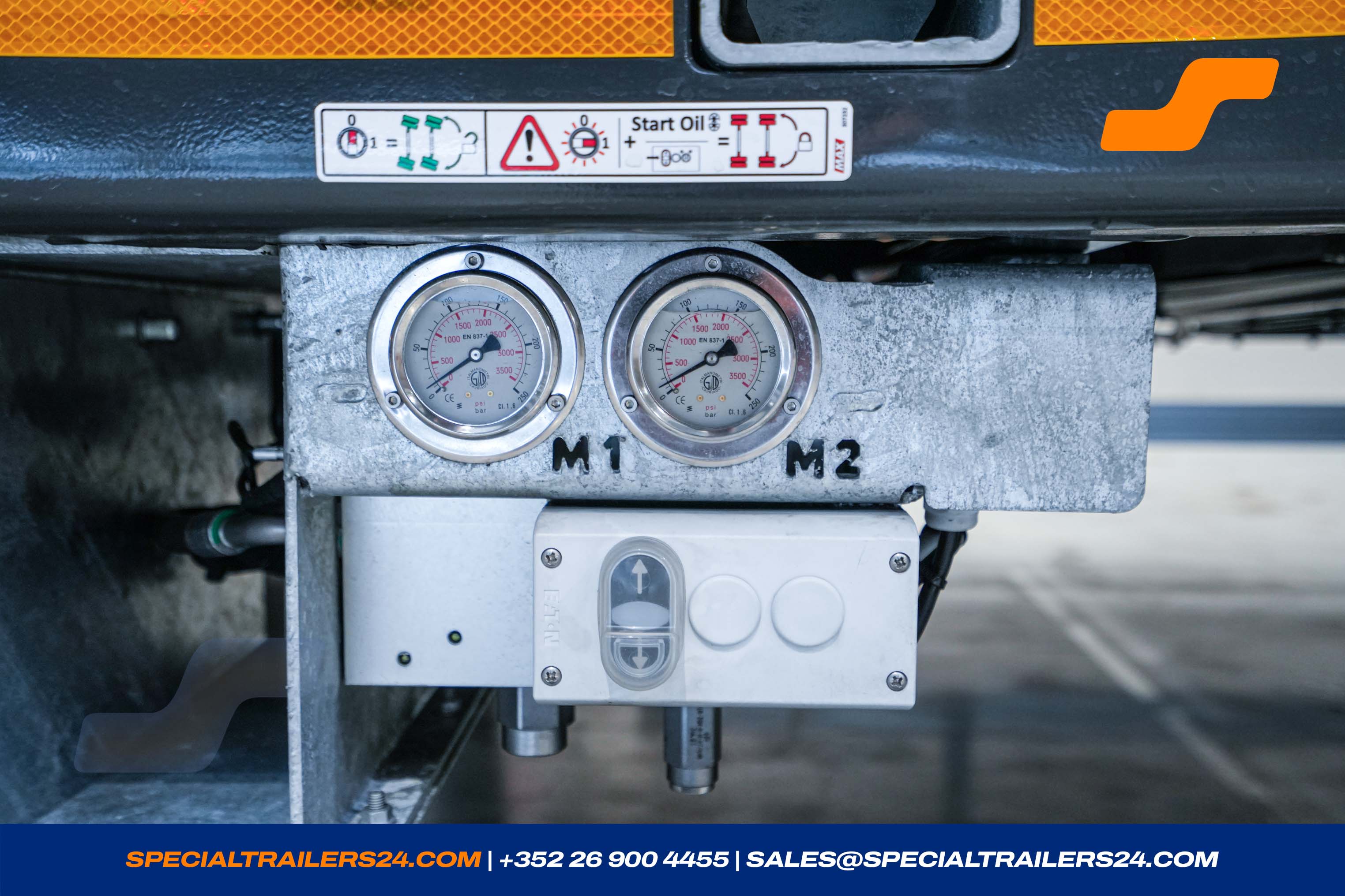 Low loader MAX Trailer MAX110 Vehicle for sale