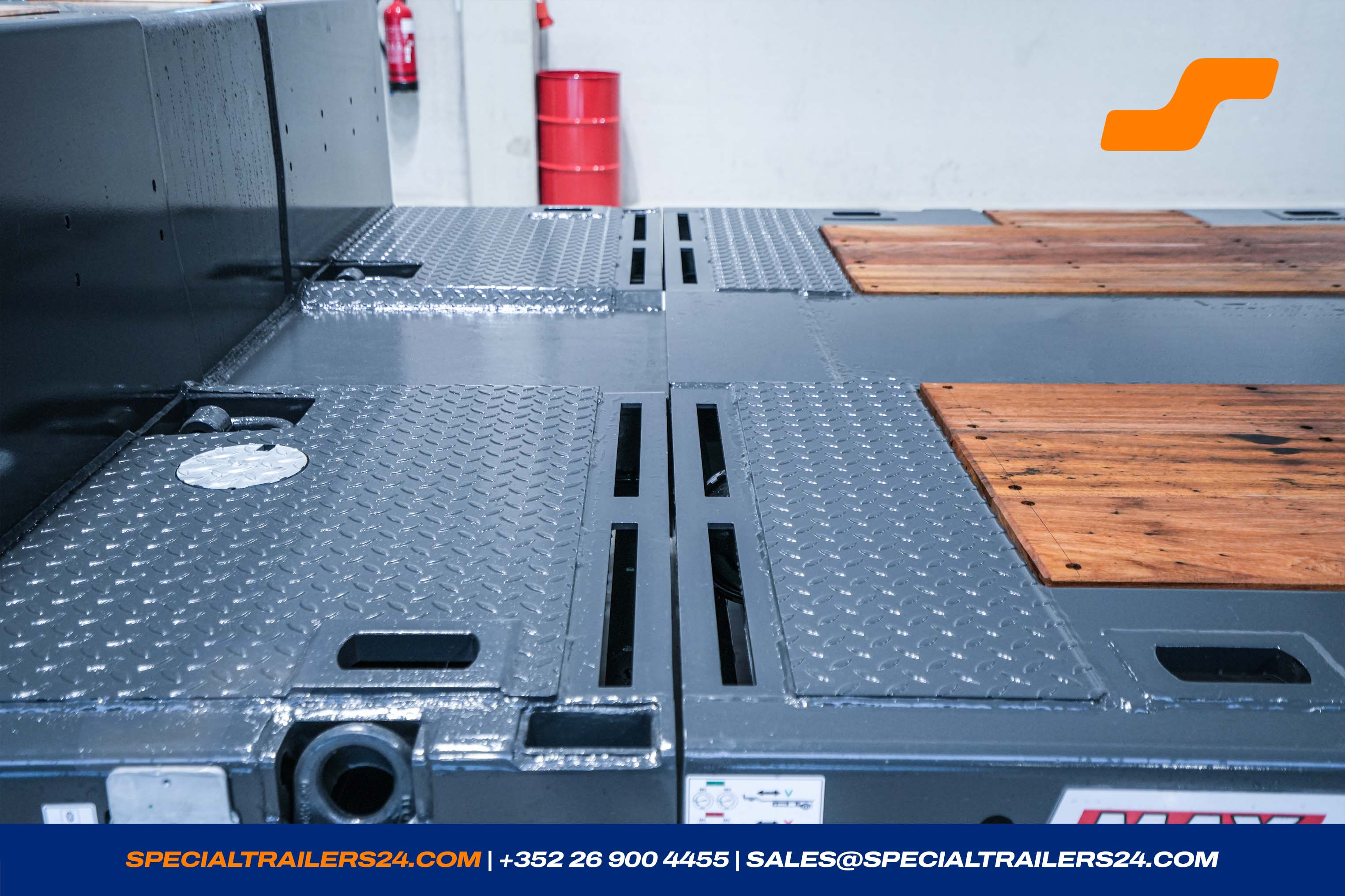 Low loader MAX Trailer MAX110 Vehicle for sale