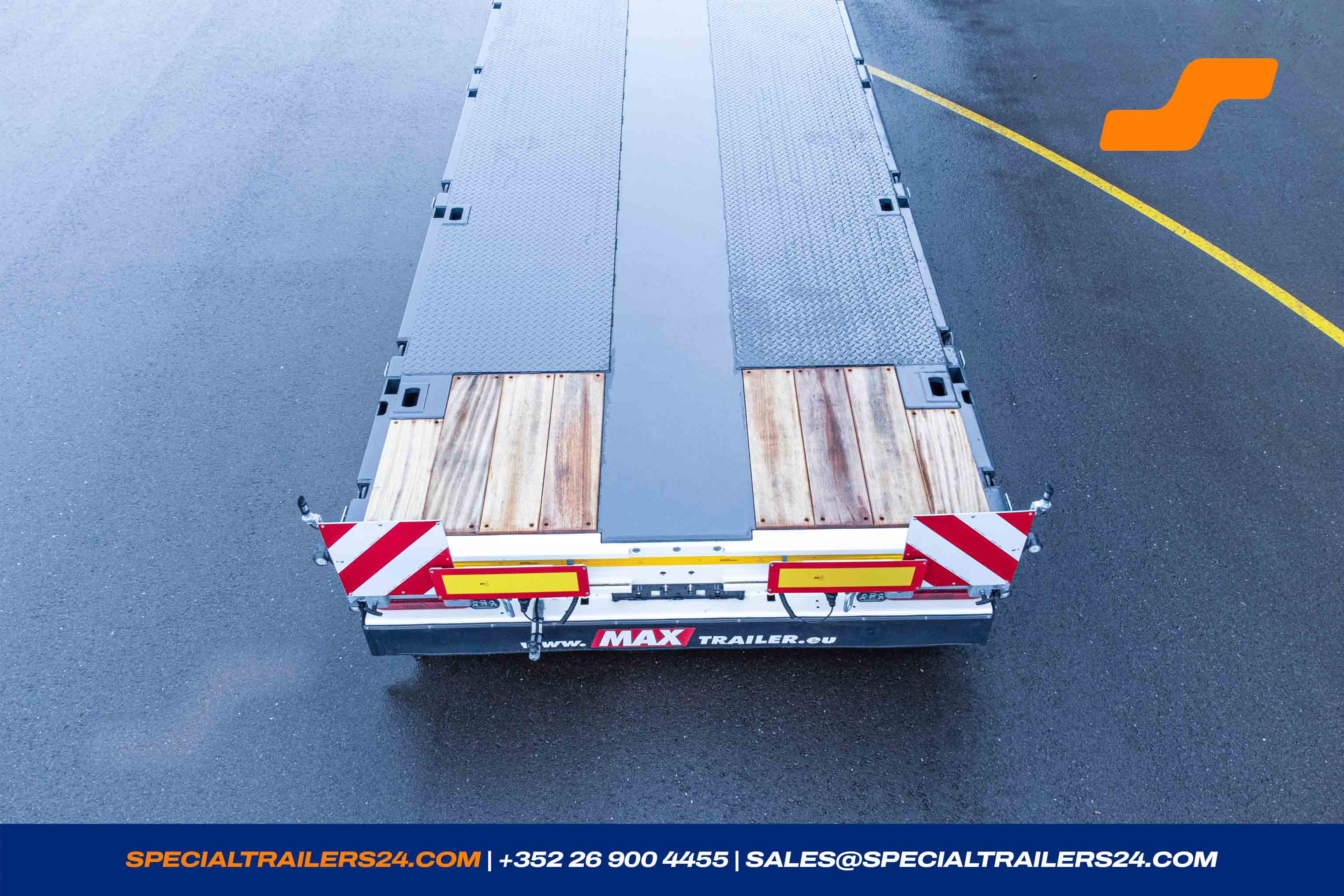 Low loader MAX Trailer MAX110 Vehicle for sale