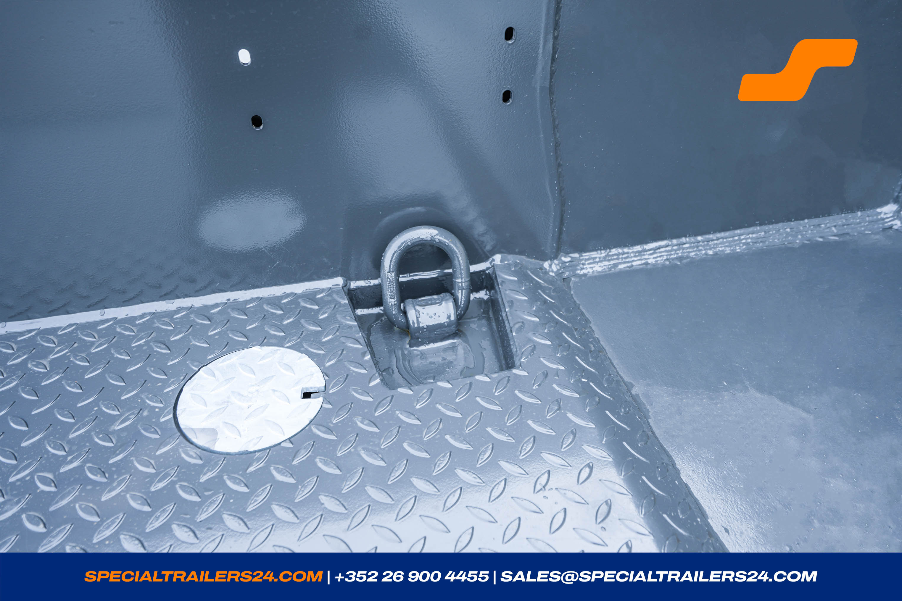 Low loader MAX Trailer MAX110 Vehicle for sale