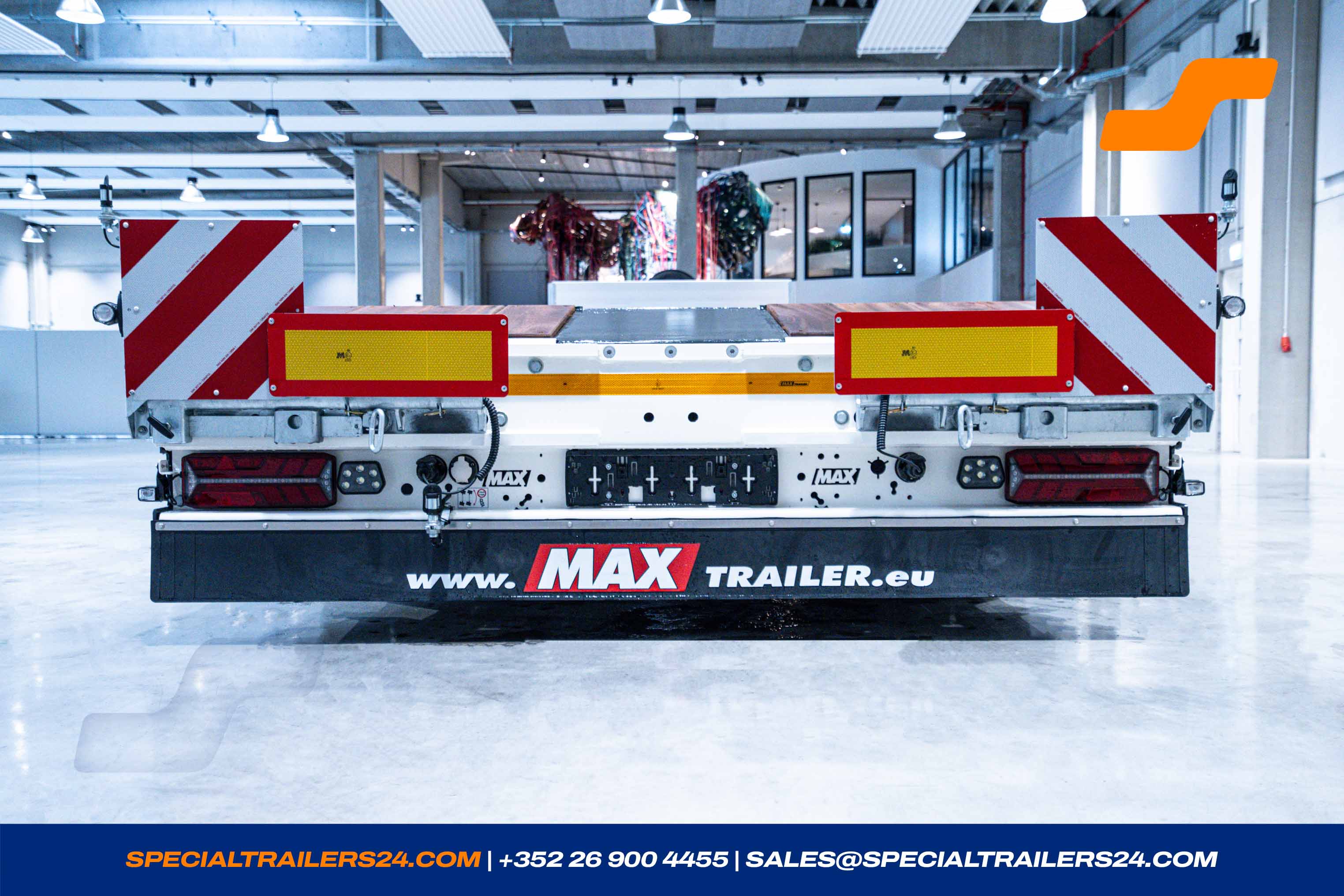 Low loader MAX Trailer MAX110 Vehicle for sale