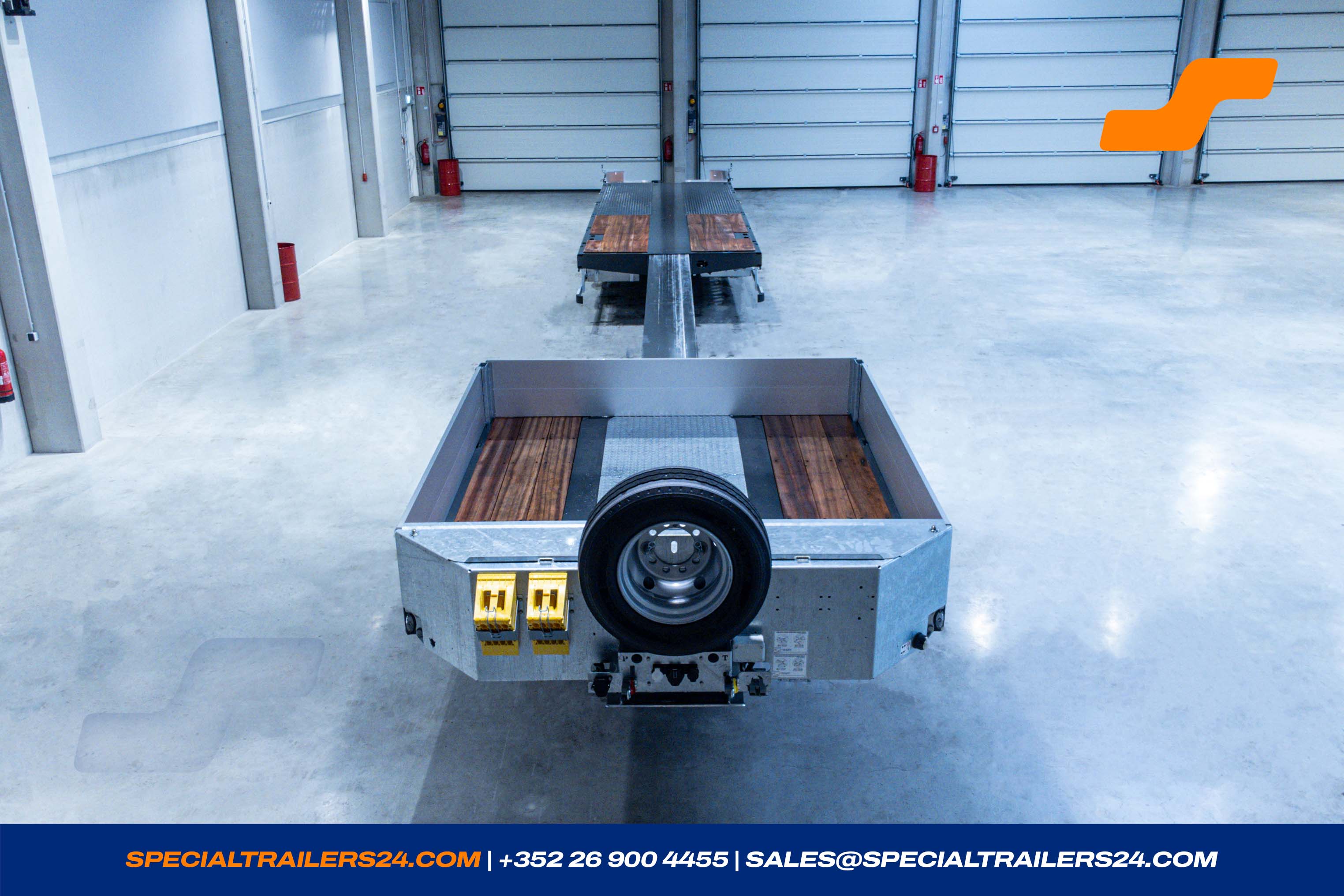 Low loader MAX Trailer MAX110 Vehicle for sale