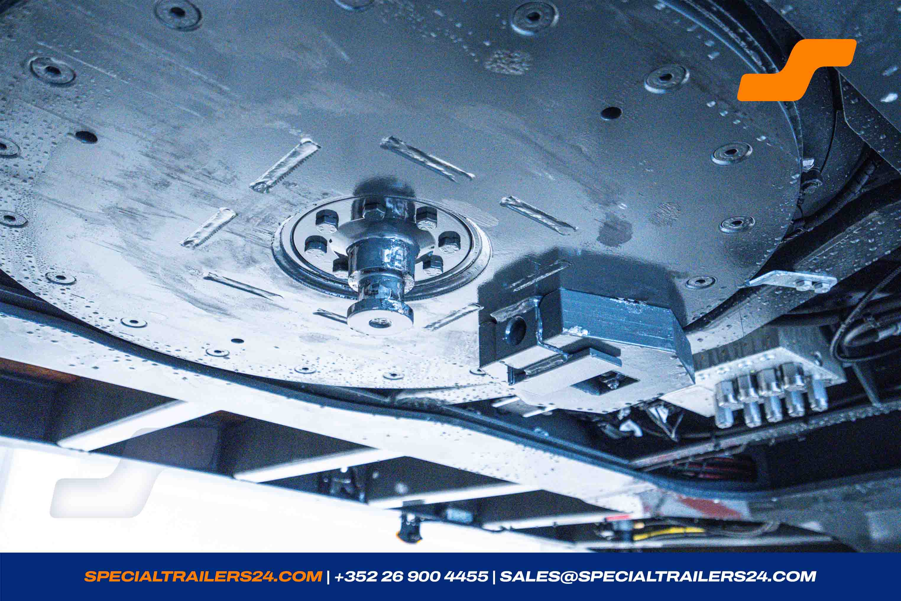 Low loader MAX Trailer MAX110 Vehicle for sale