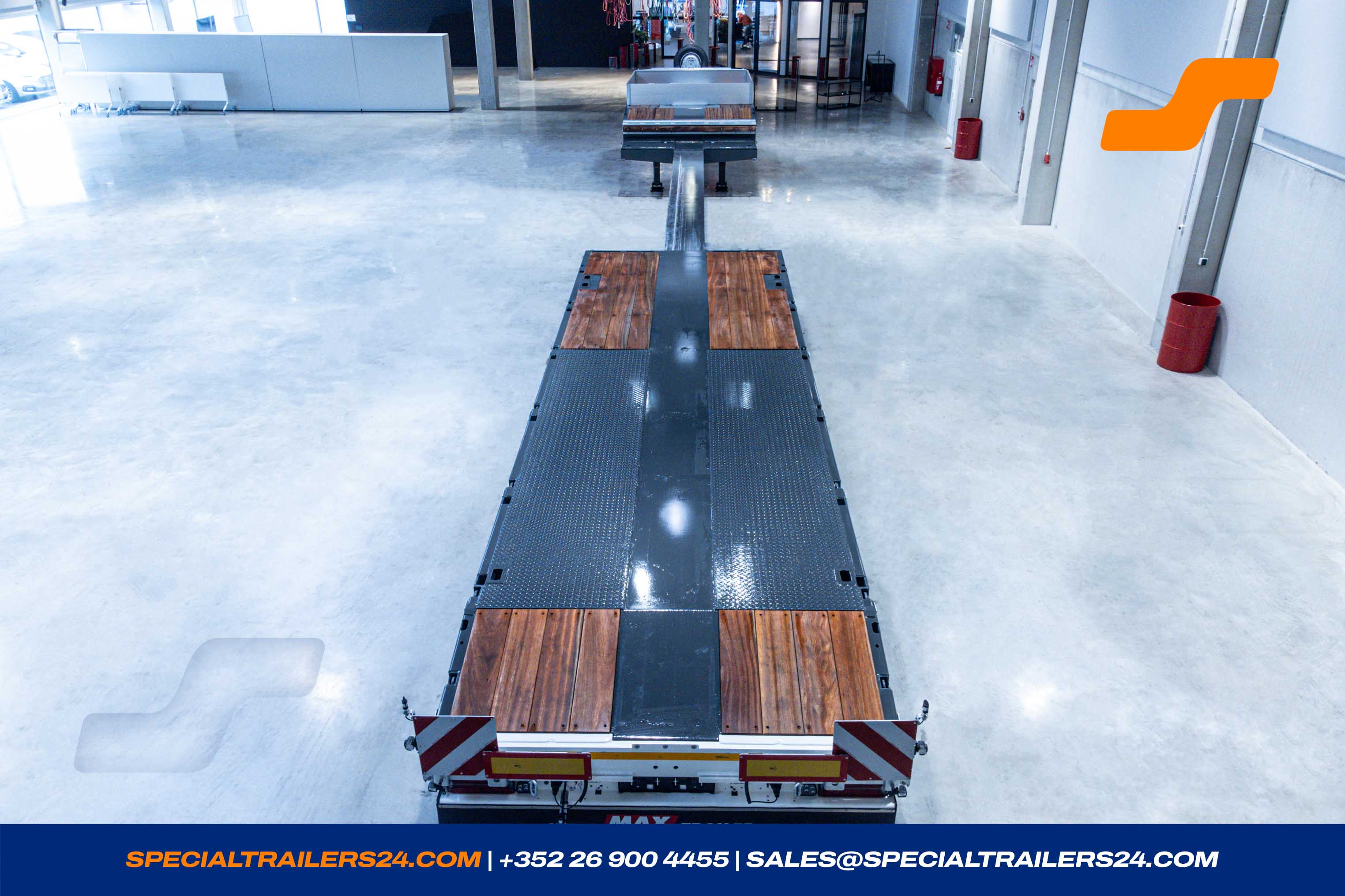 Low loader MAX Trailer MAX110 Vehicle for sale