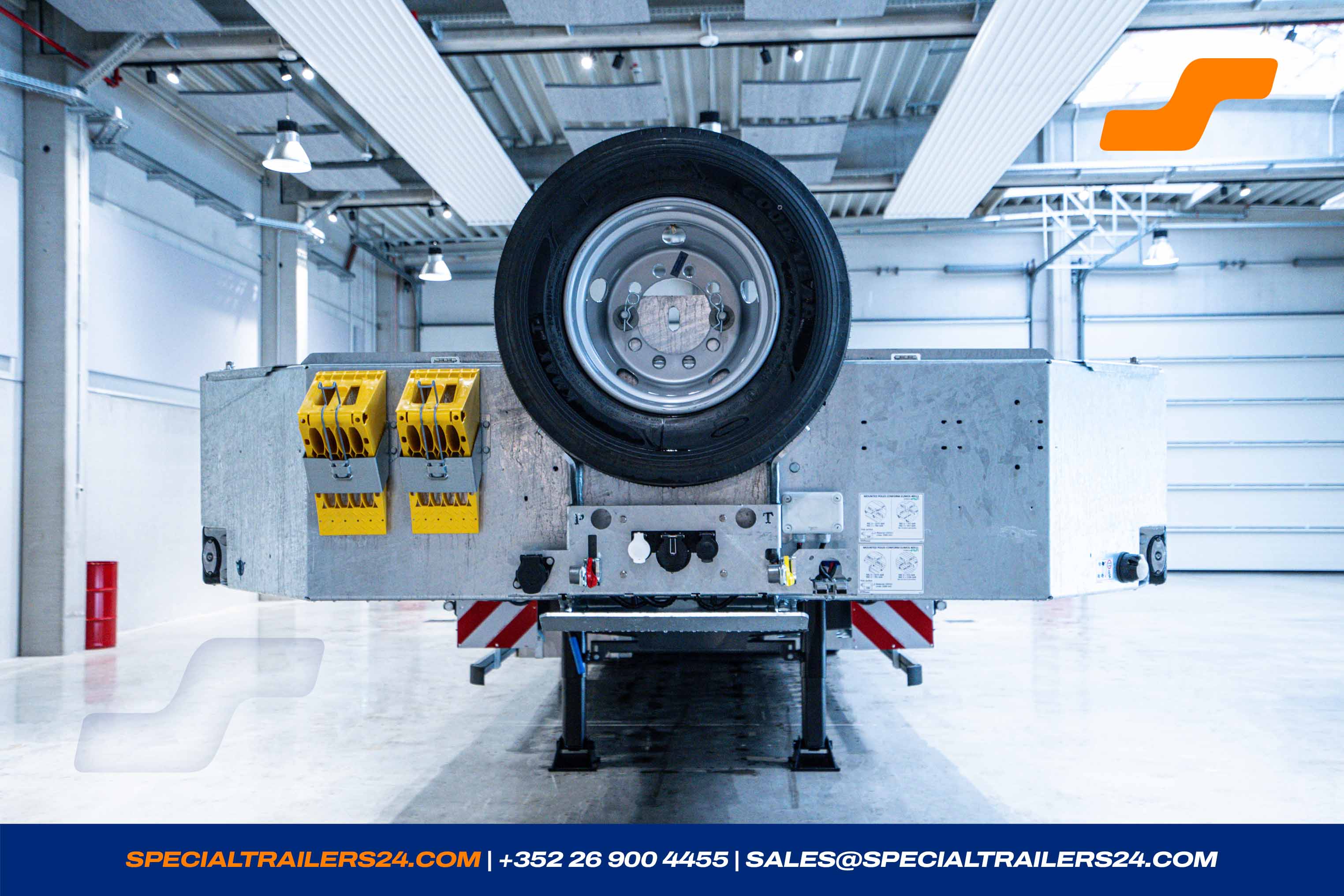 Low loader MAX Trailer MAX110 Vehicle for sale