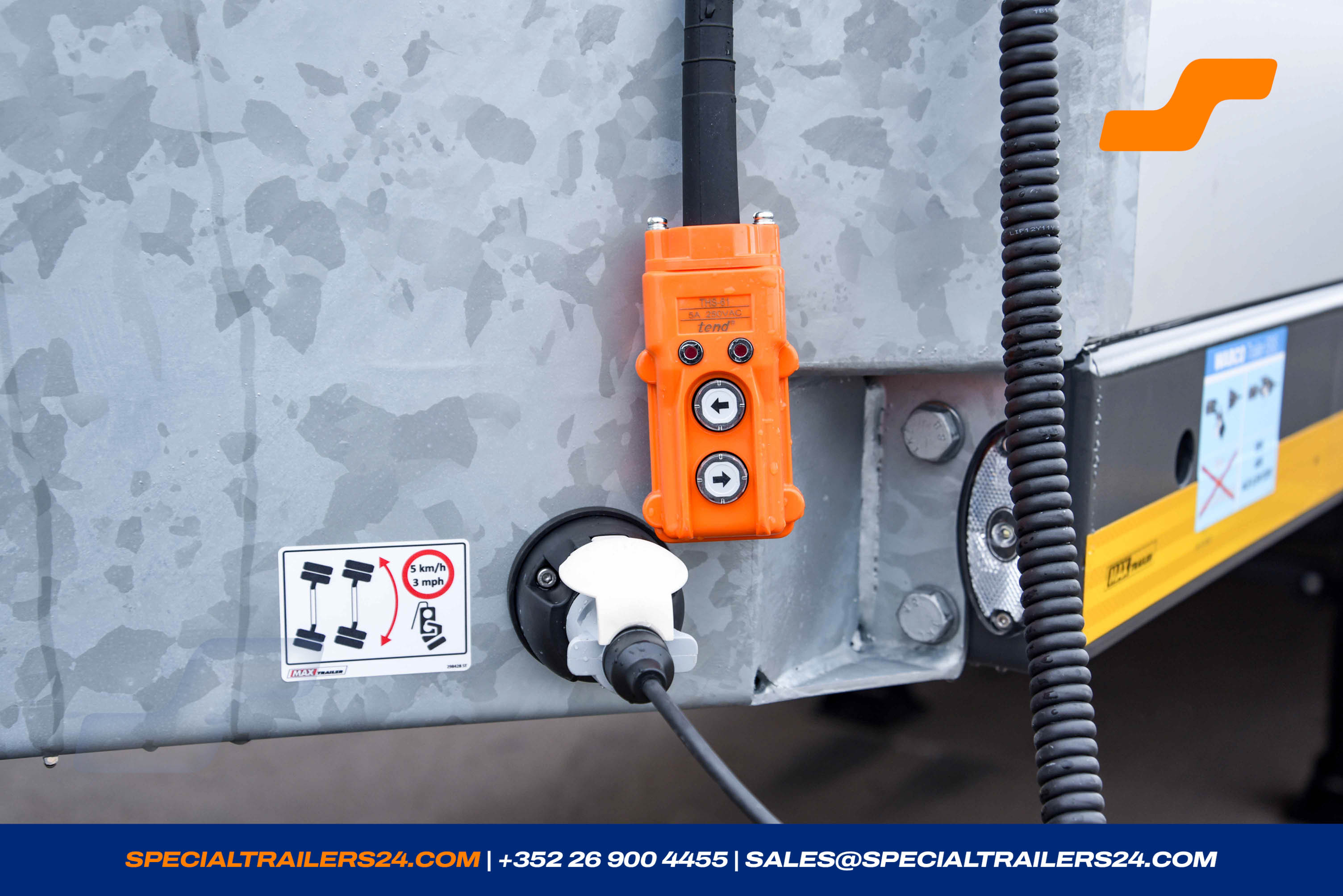 Low loader MAX Trailer MAX110 Vehicle for sale