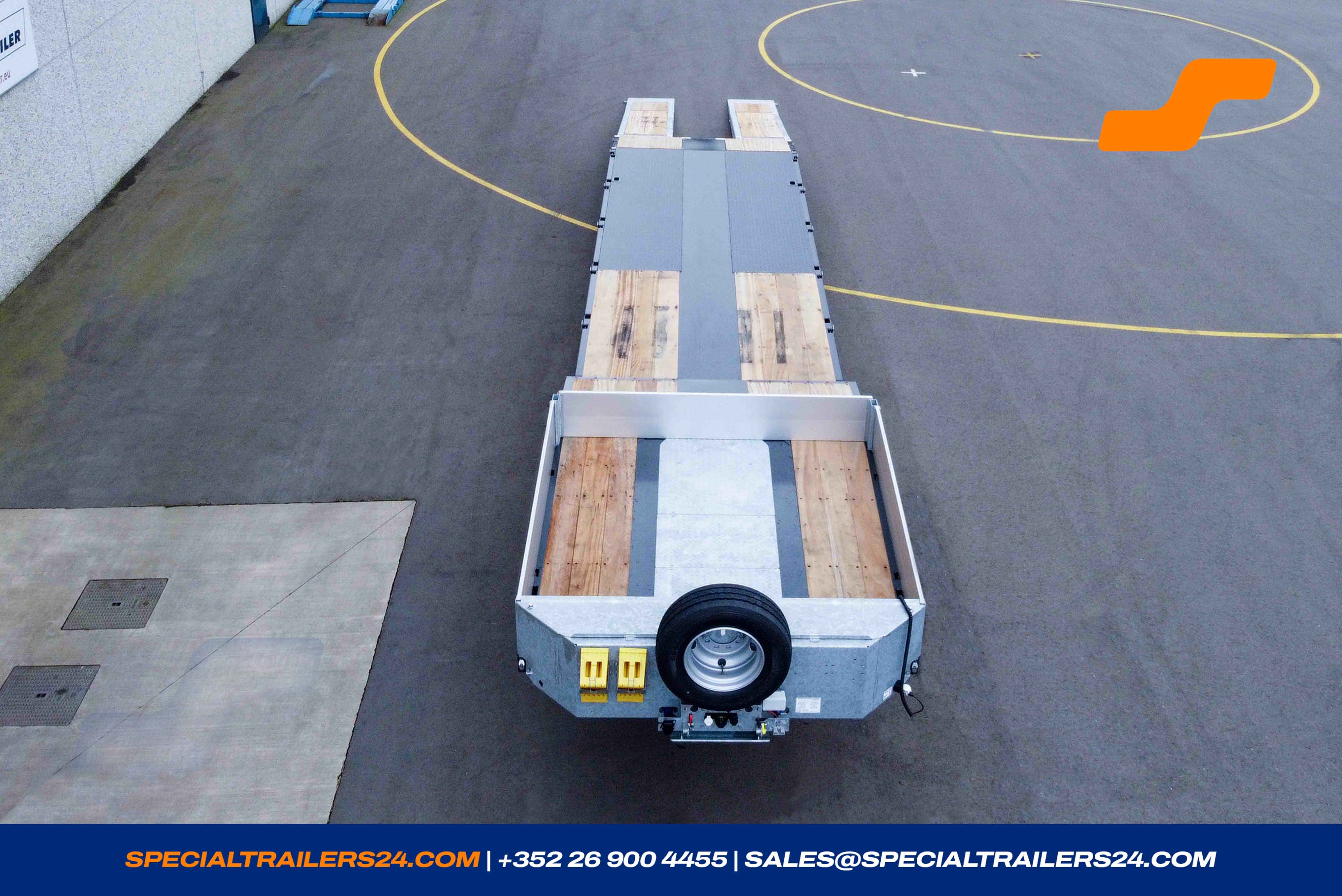 Low loader MAX Trailer MAX110 Vehicle for sale