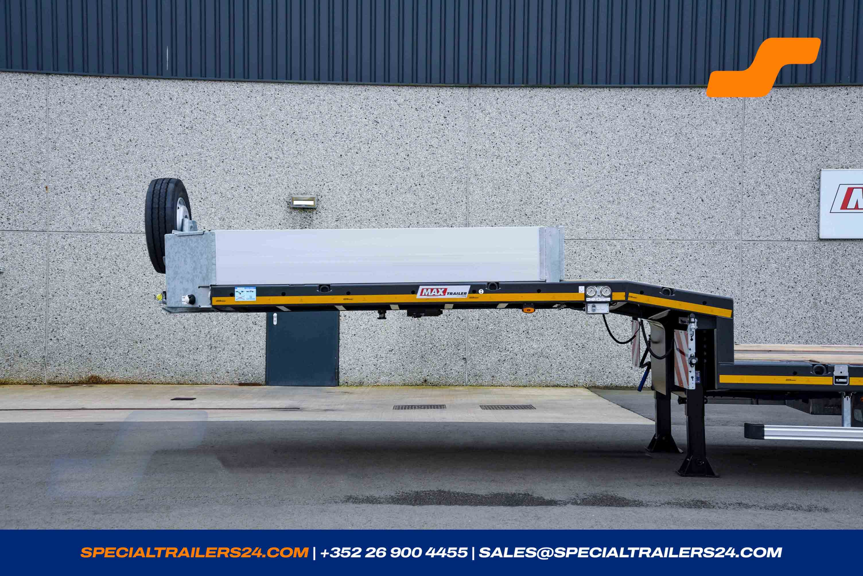 Low loader MAX Trailer MAX110 Vehicle for sale