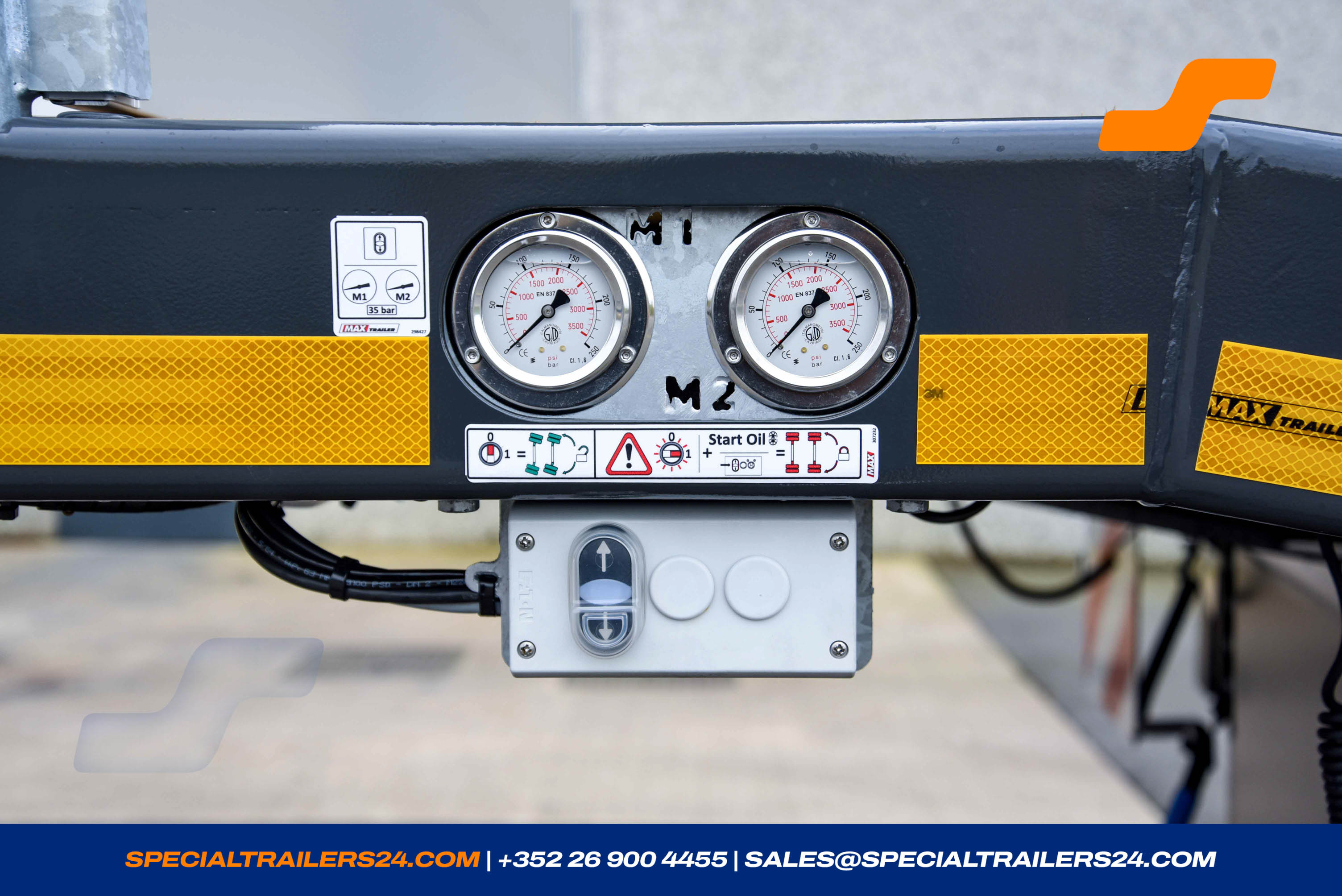 Low loader MAX Trailer MAX110 Vehicle for sale