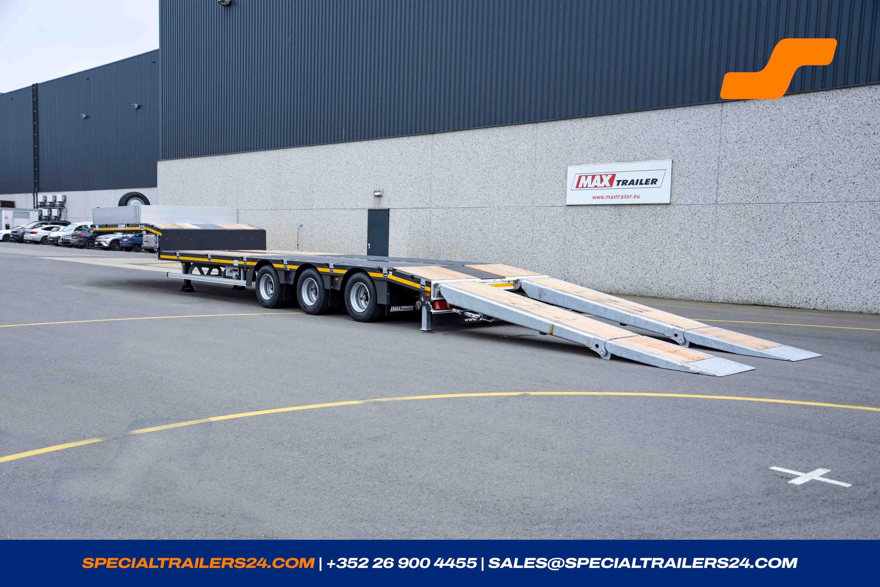 Low loader MAX Trailer MAX110 Vehicle for sale