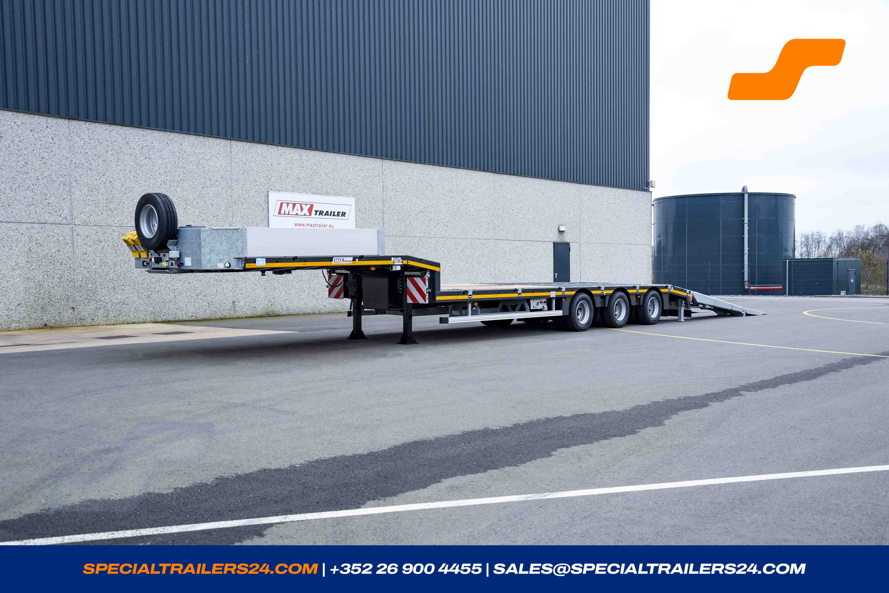 Low loader MAX Trailer MAX110 Vehicle for sale